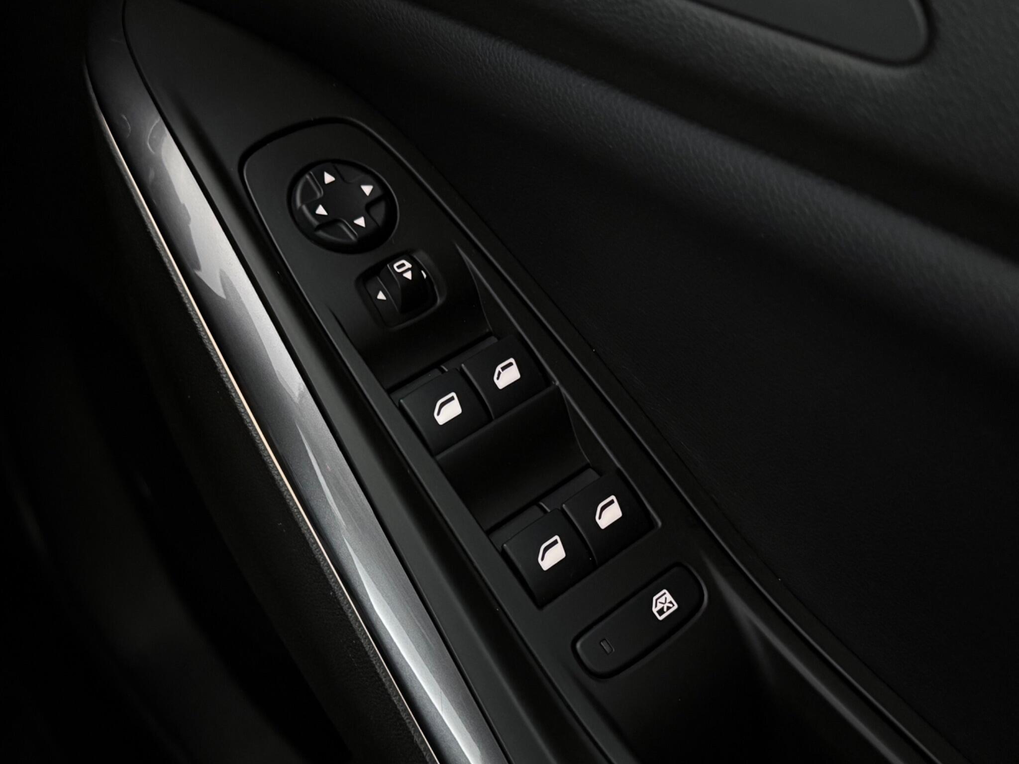 Vauxhall Grandland X view 20