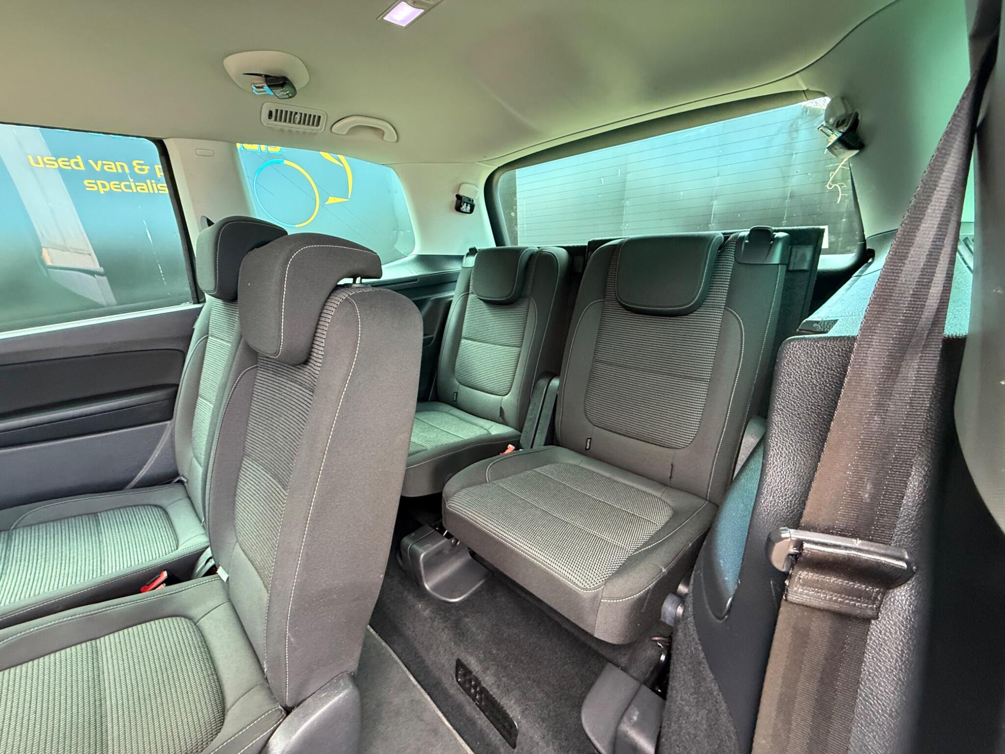 Volkswagen Sharan view 21