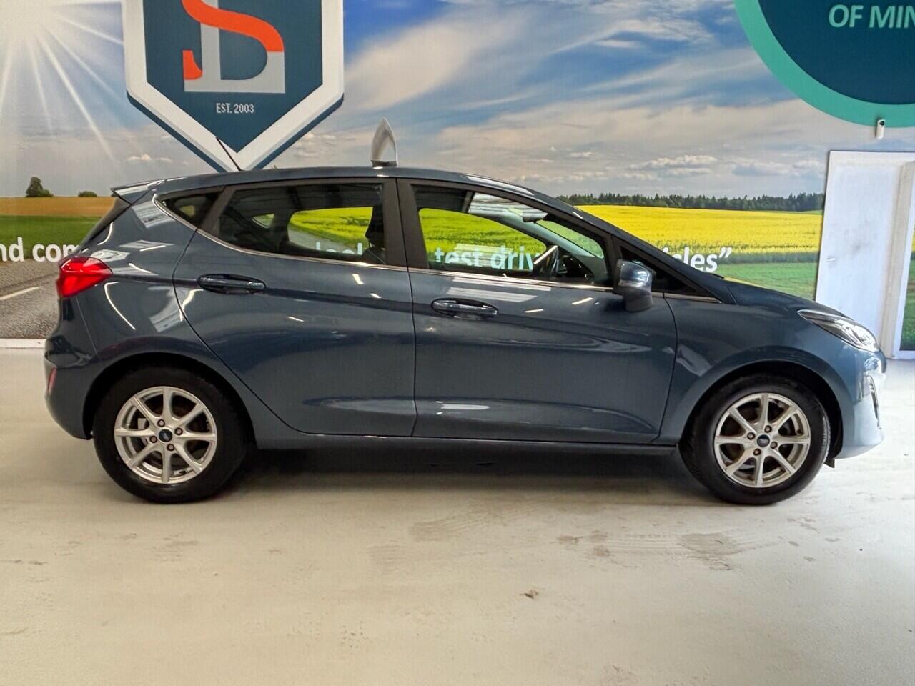 Ford Fiesta view 4
