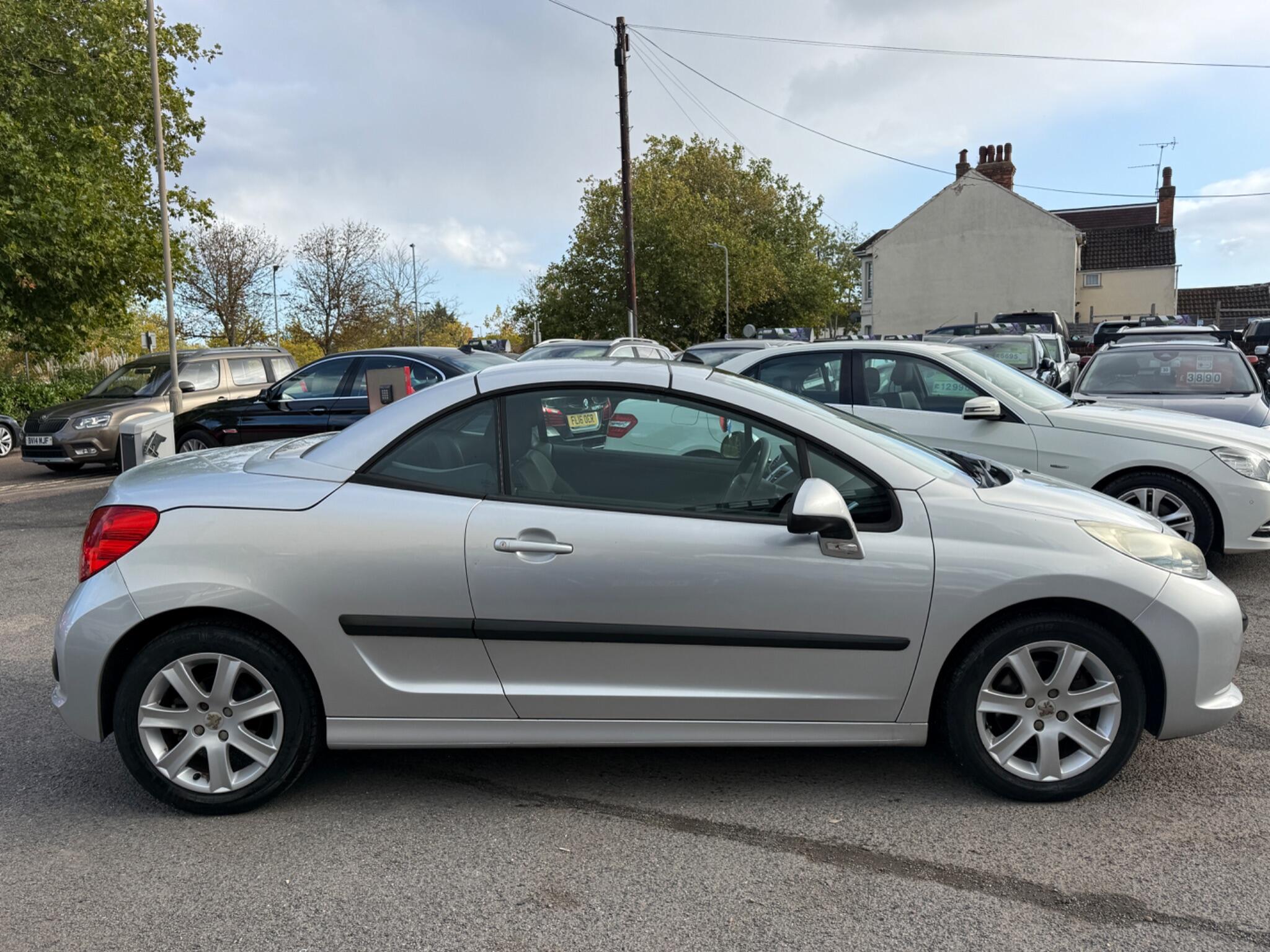 Peugeot 207 CC - Image 8