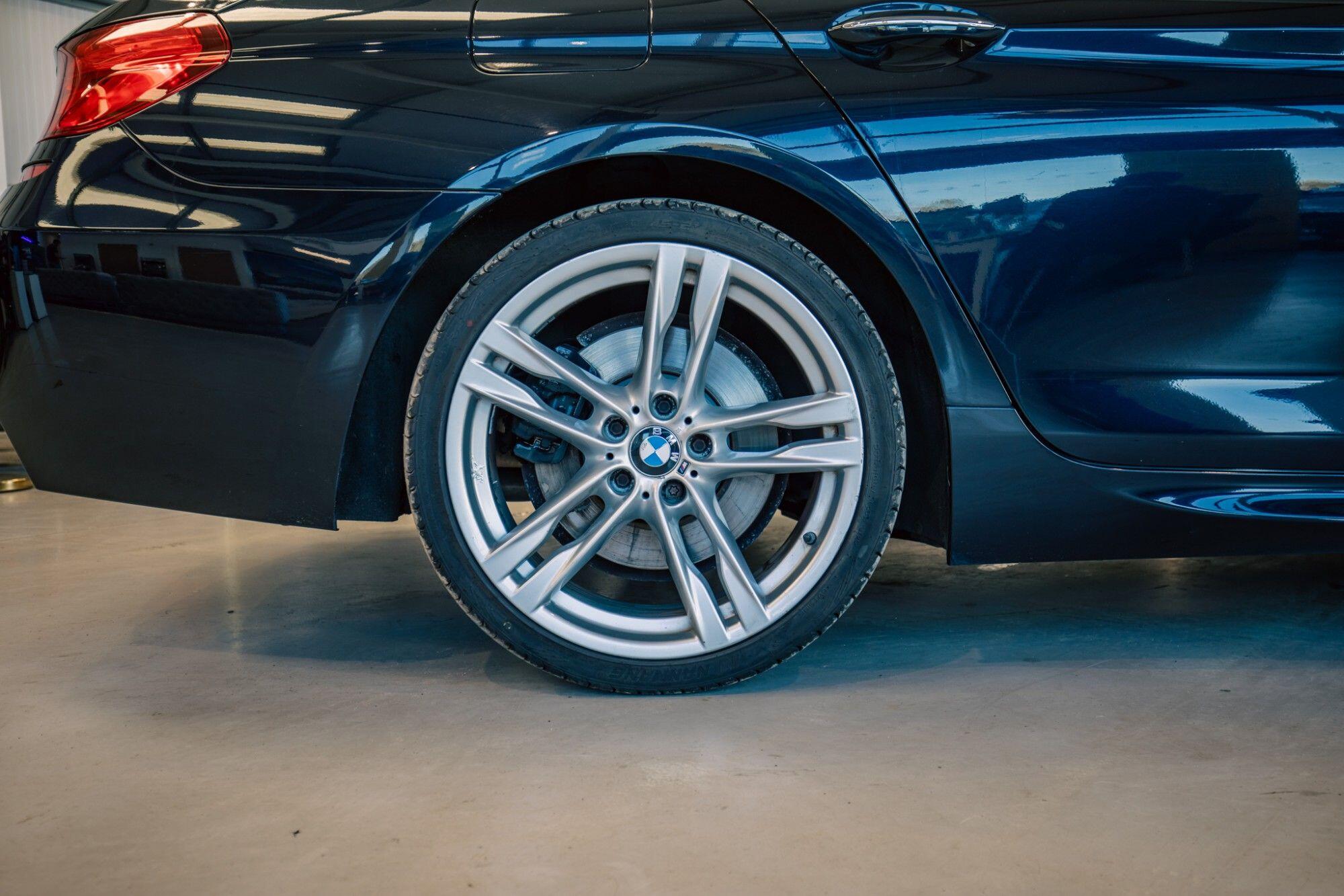 BMW 6 Series view 7