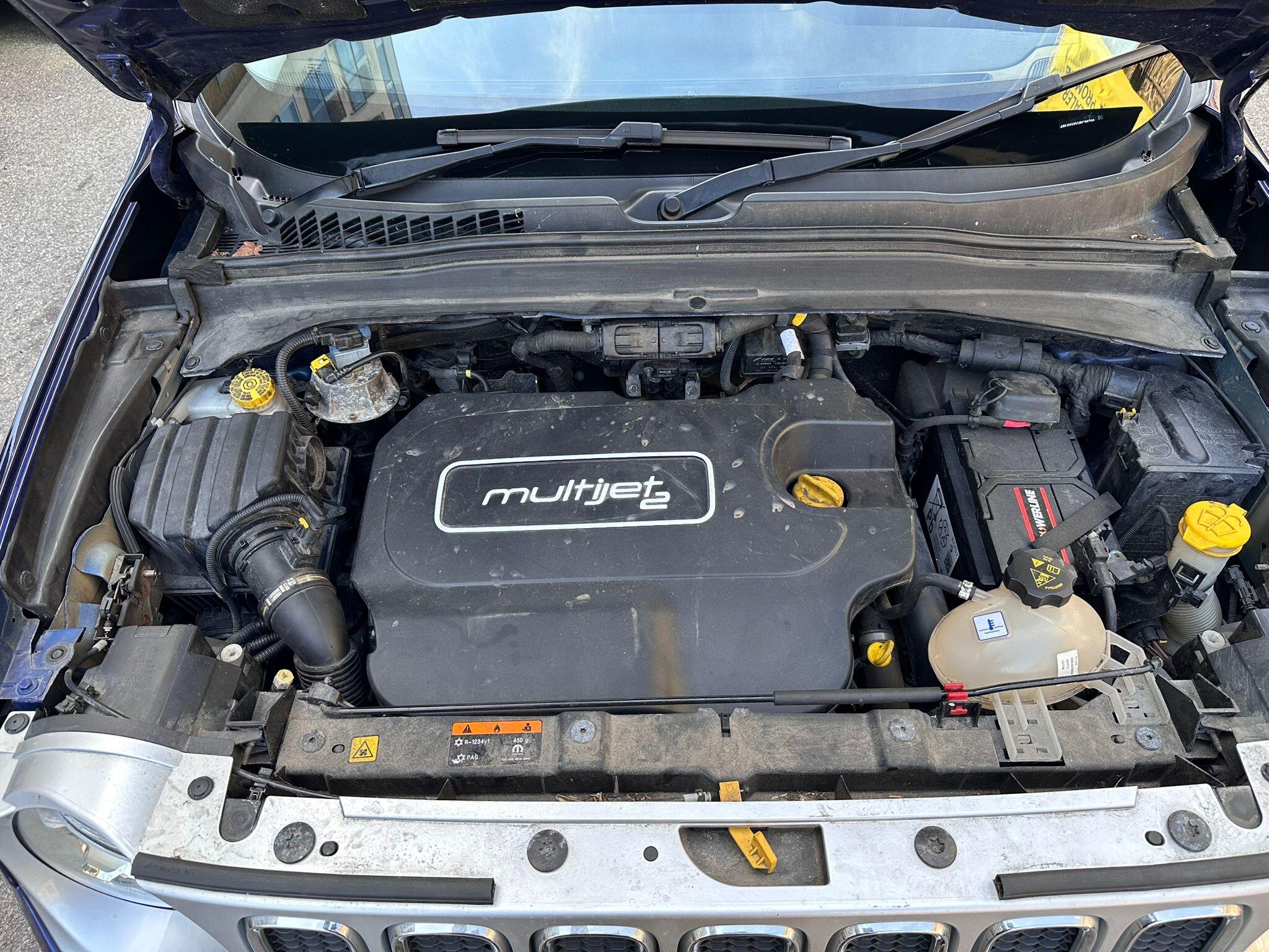 Jeep Renegade view 36