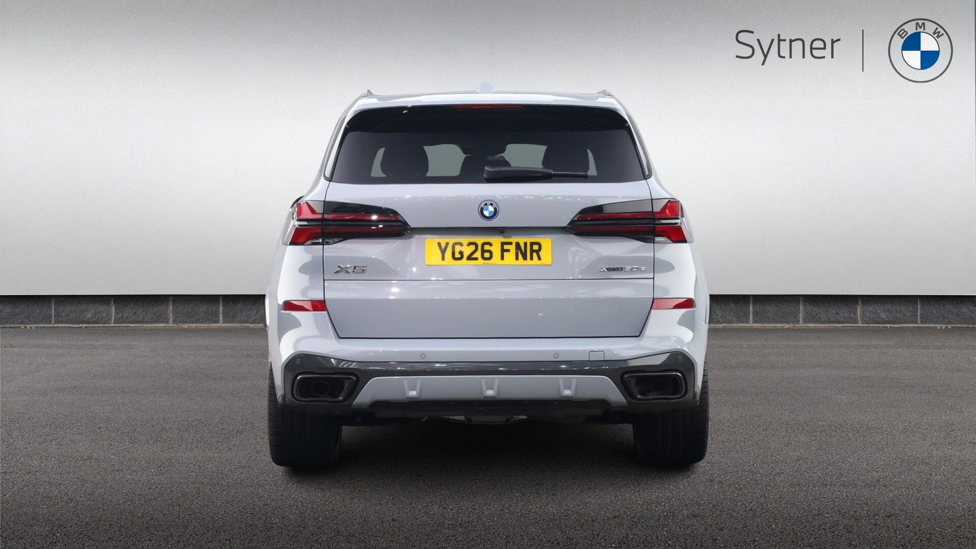 BMW X5 view 15