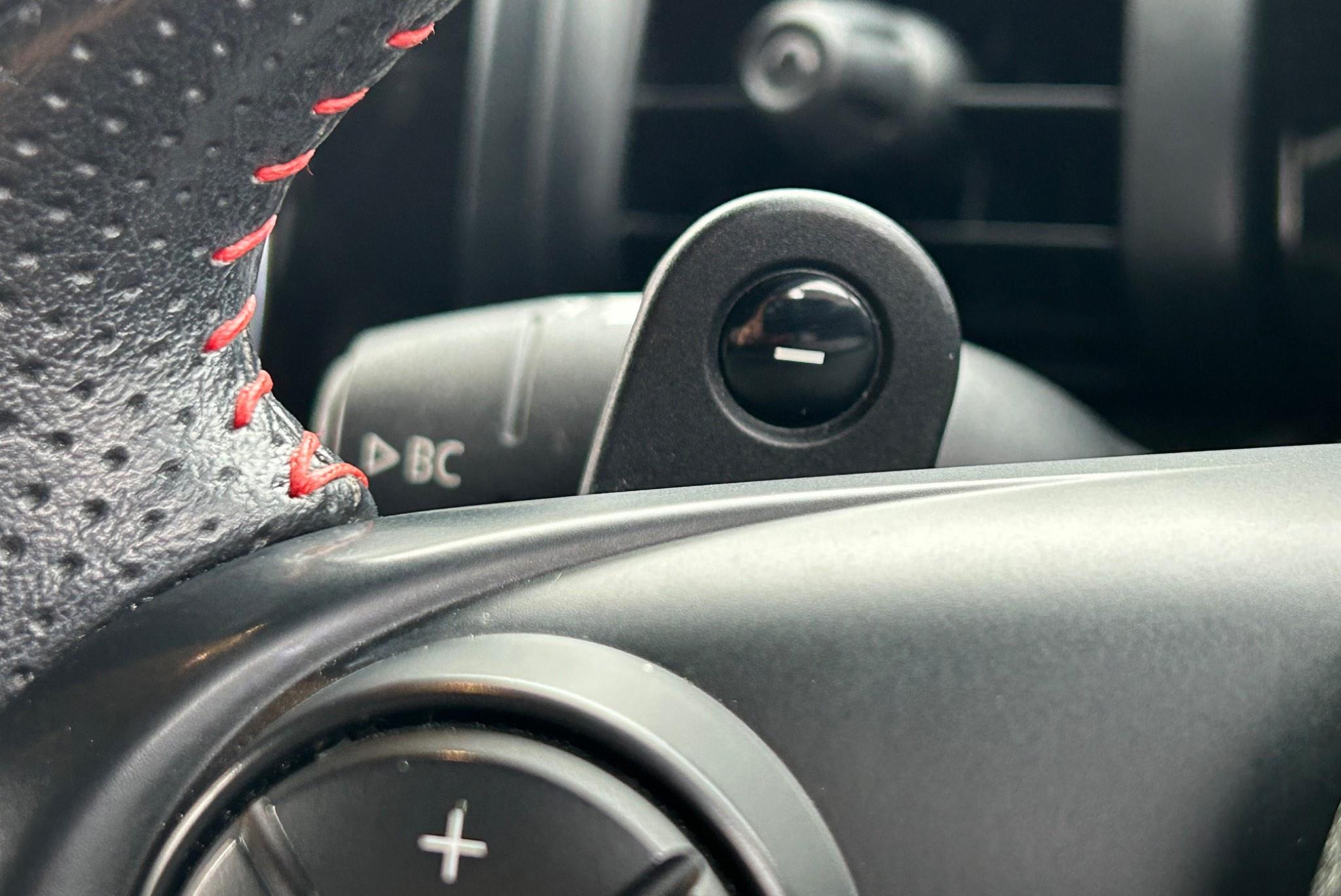 Mini Hatch view 24