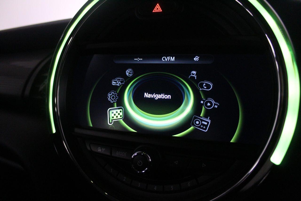 Mini Hatch view 37