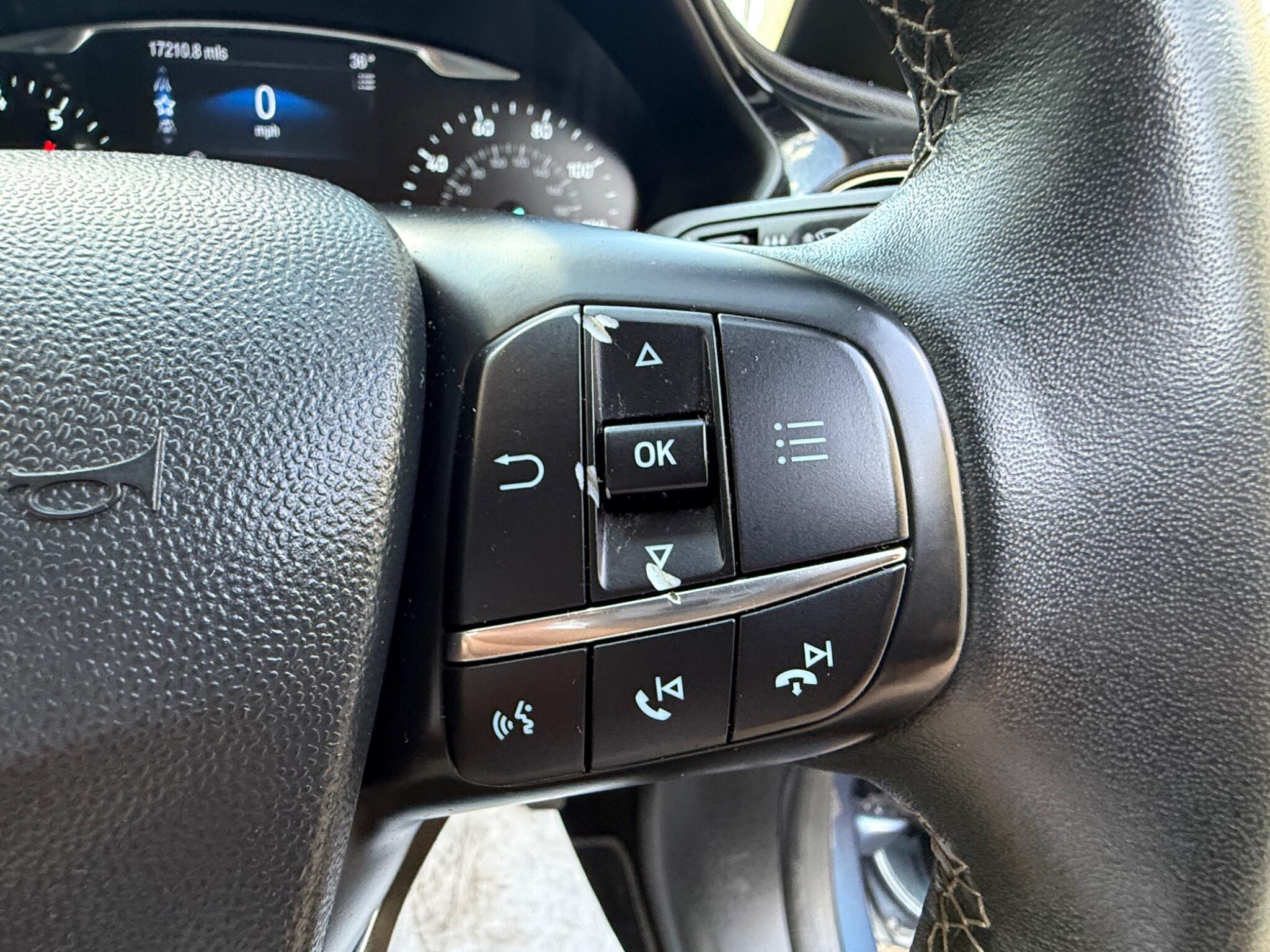 2019 Ford Fiesta image 27