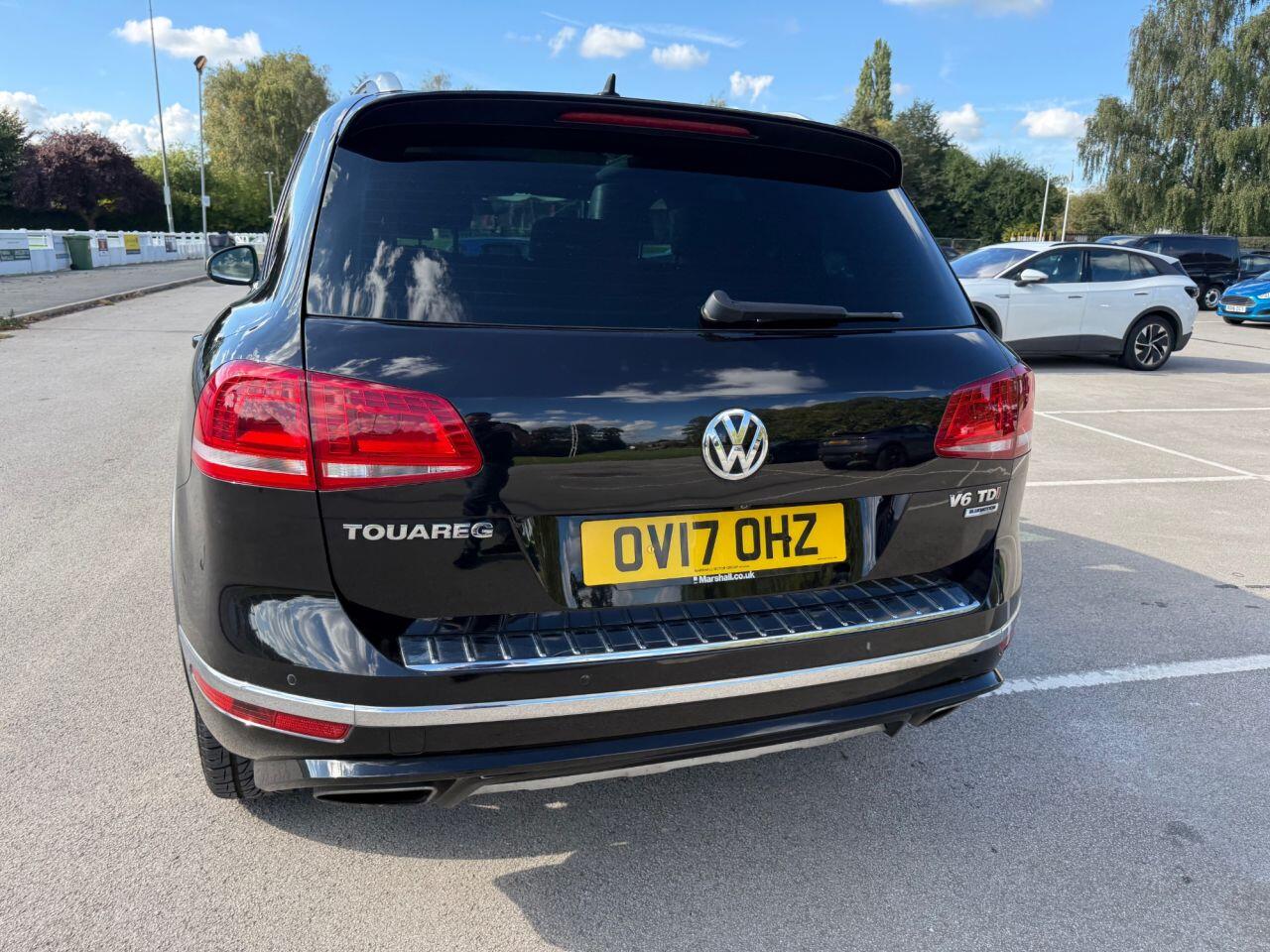 Volkswagen Touareg view 35