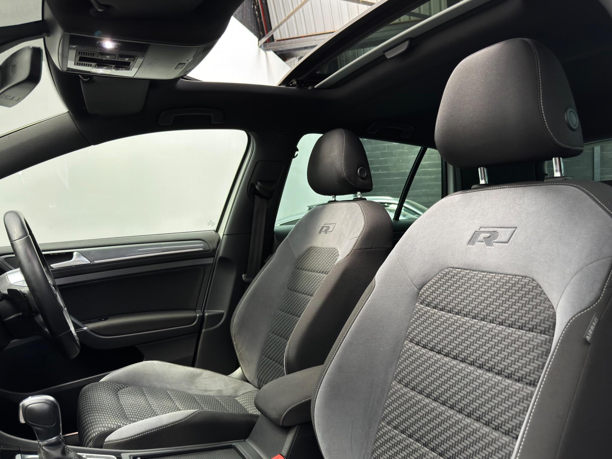 Volkswagen Golf view 45