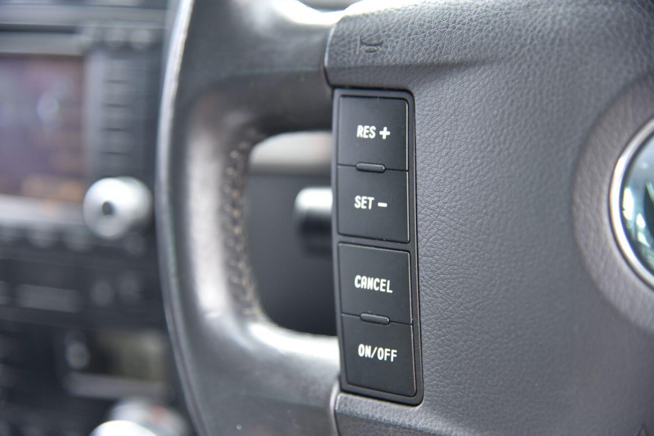 Volkswagen Touareg view 28