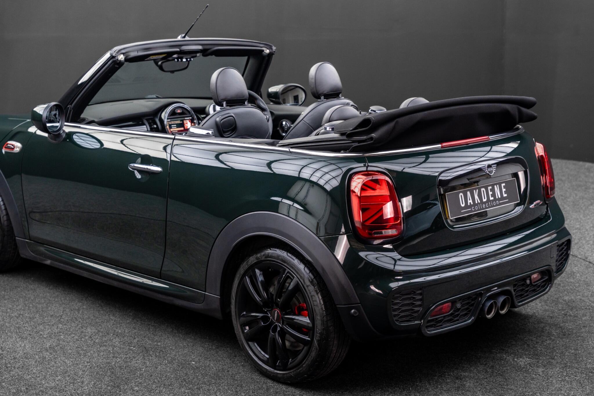 MINI Convertible view 16