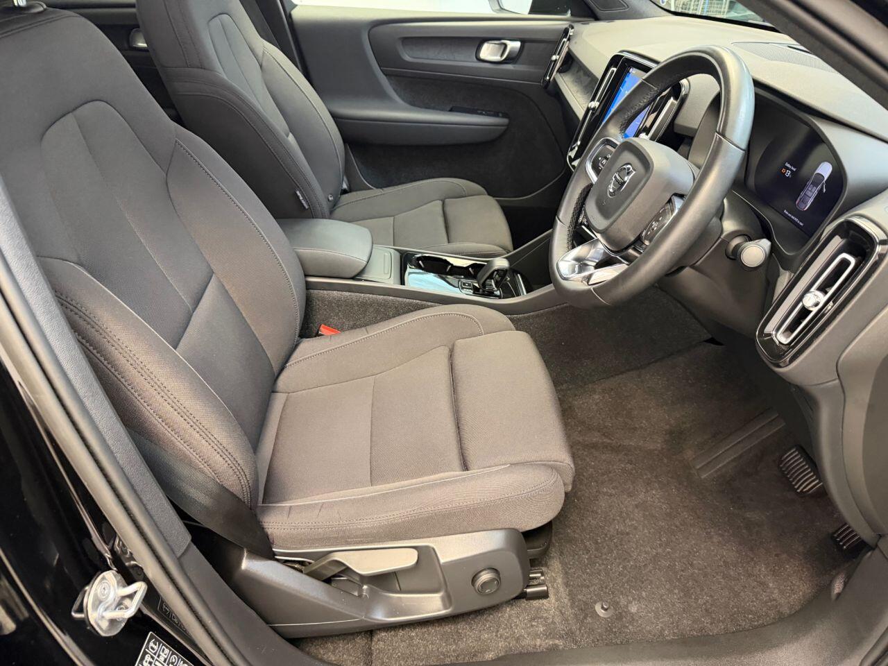 Volvo C40 view 18