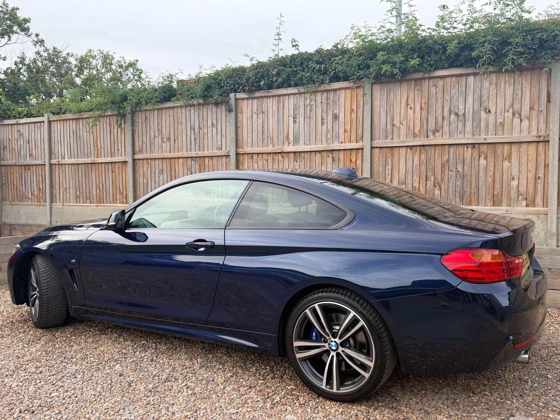 BMW 4 Series view 8