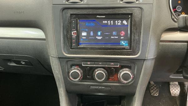 Volkswagen Golf view 13