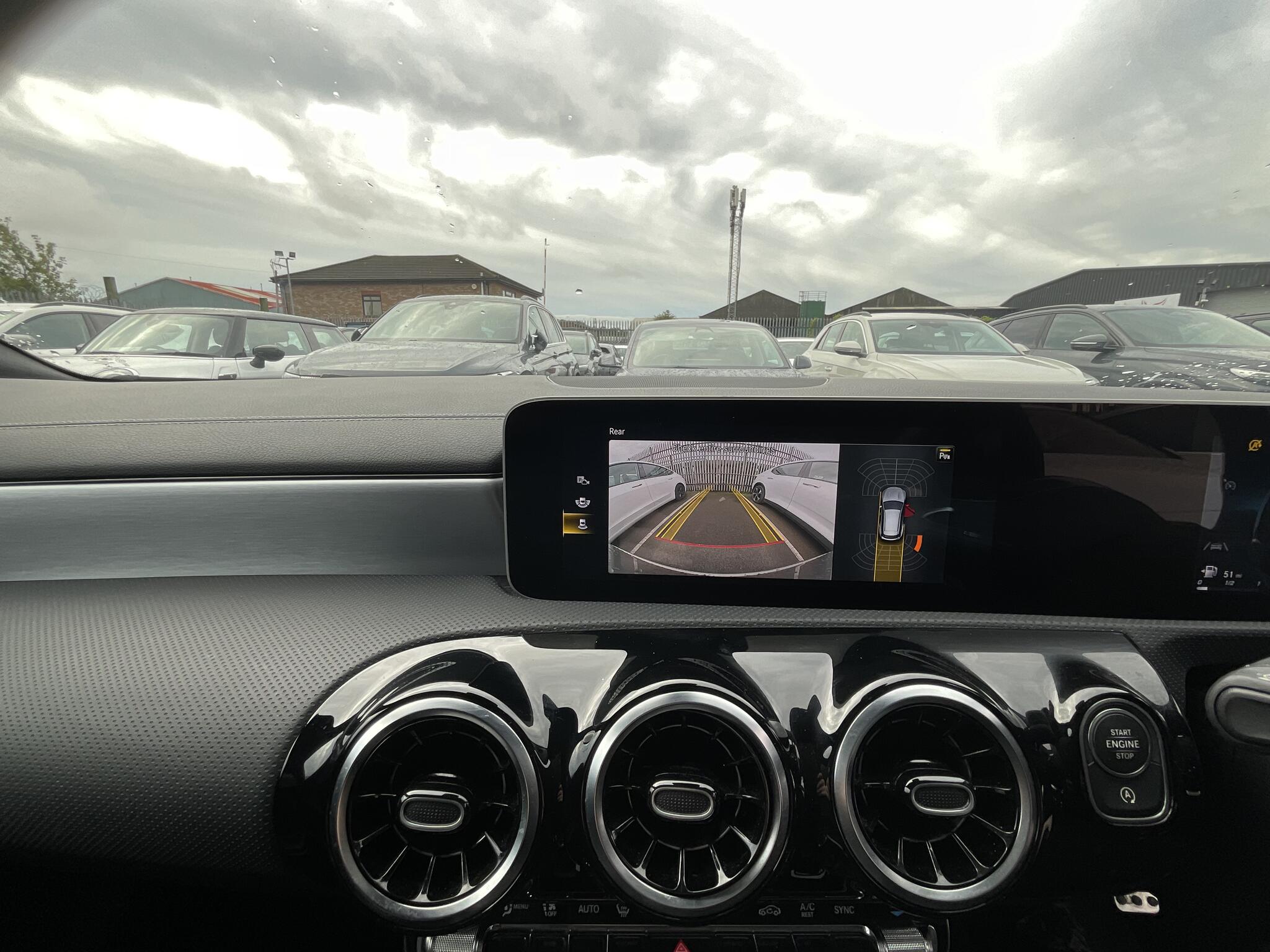 Mercedes-Benz Cla view 26