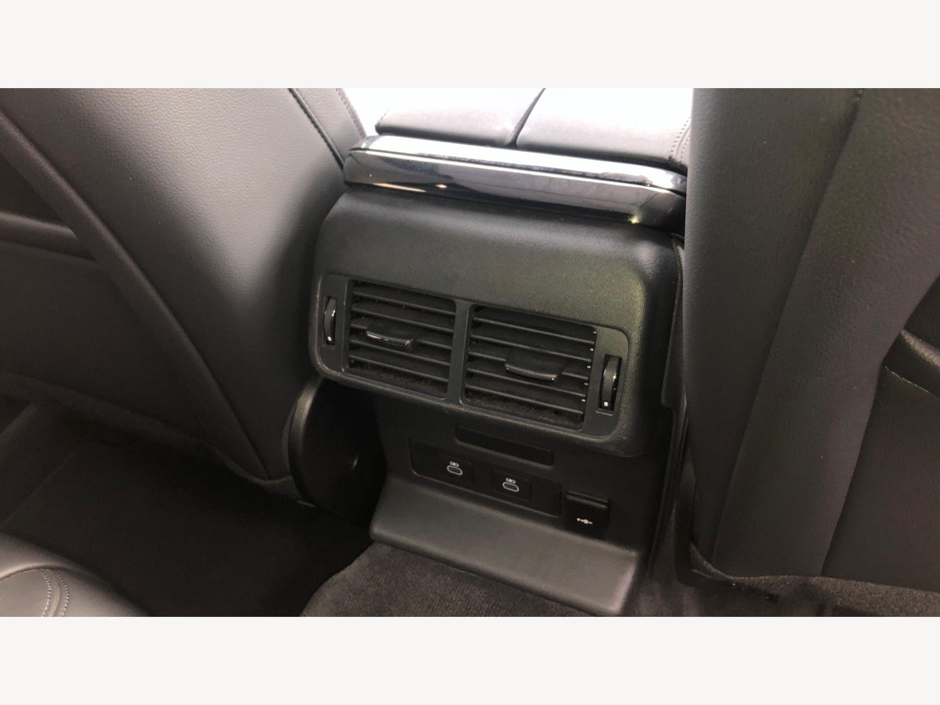 Land Rover Range Rover Velar view 22
