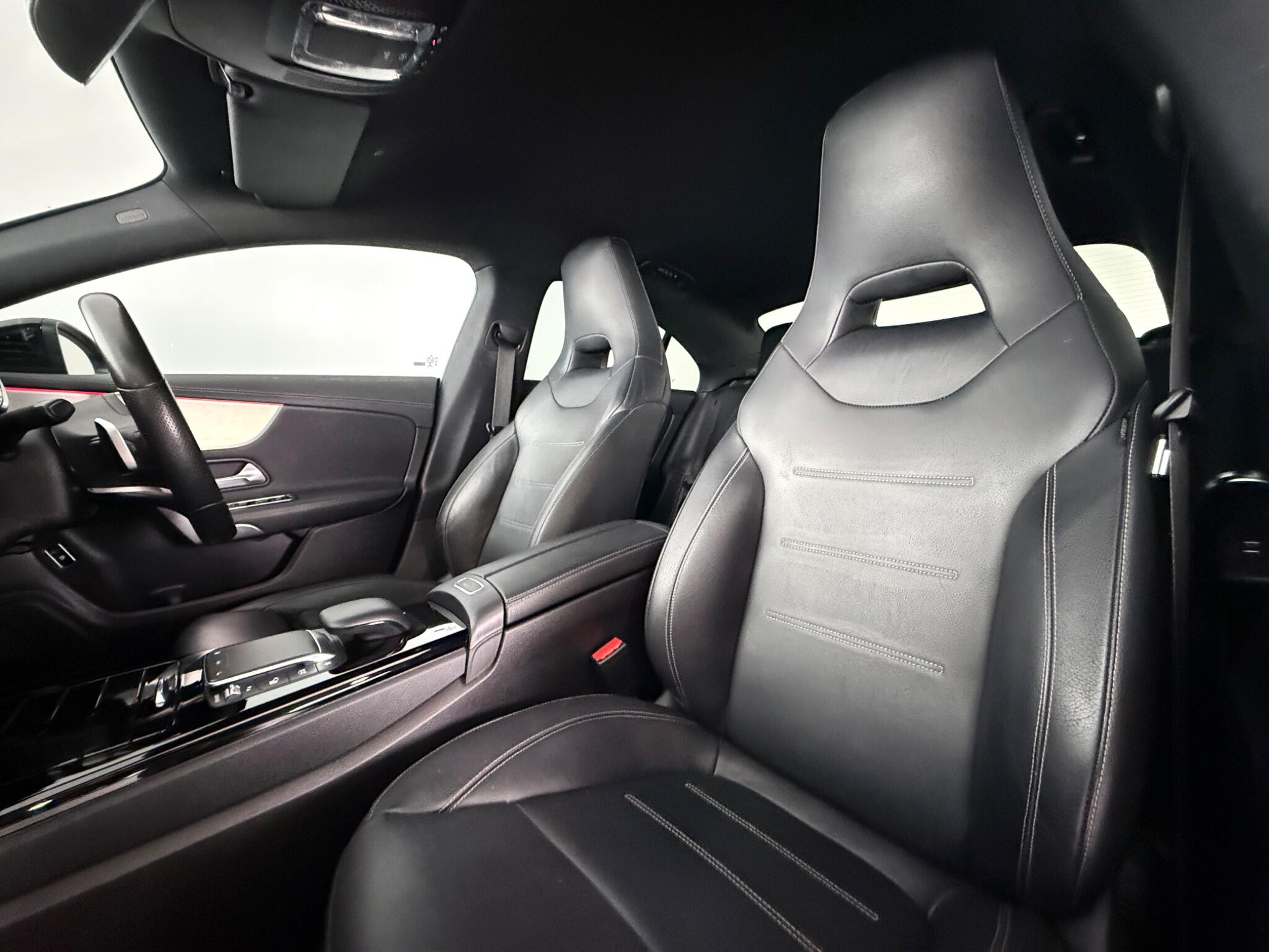 Mercedes-Benz Cla view 33