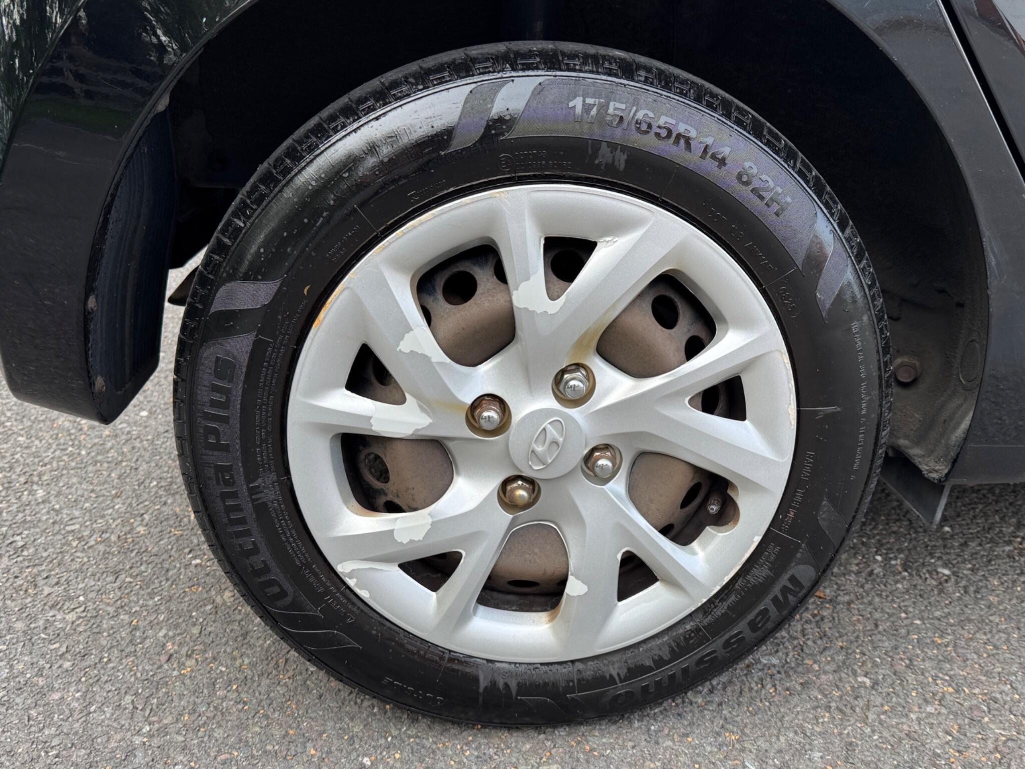 Hyundai I10 view 16
