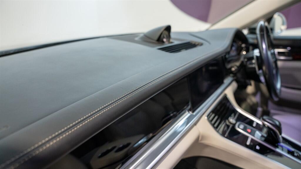 Porsche Panamera view 52