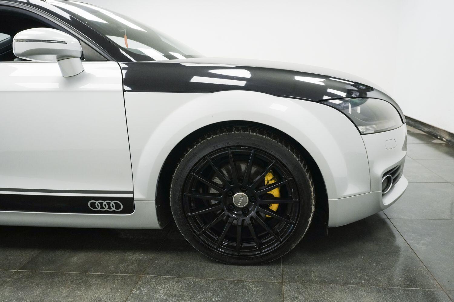 Audi TT view 5