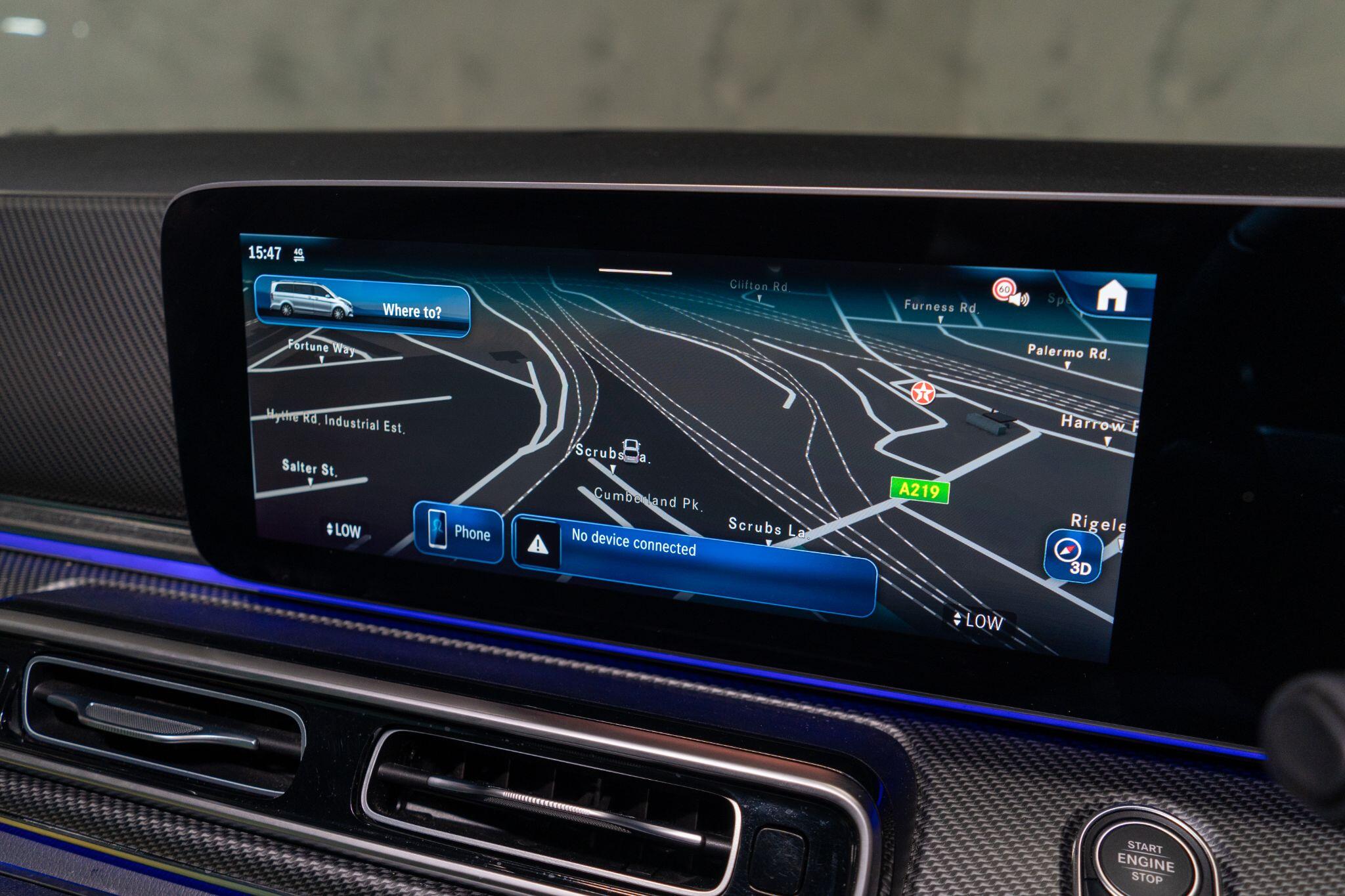 Mercedes-Benz V-Class view 21