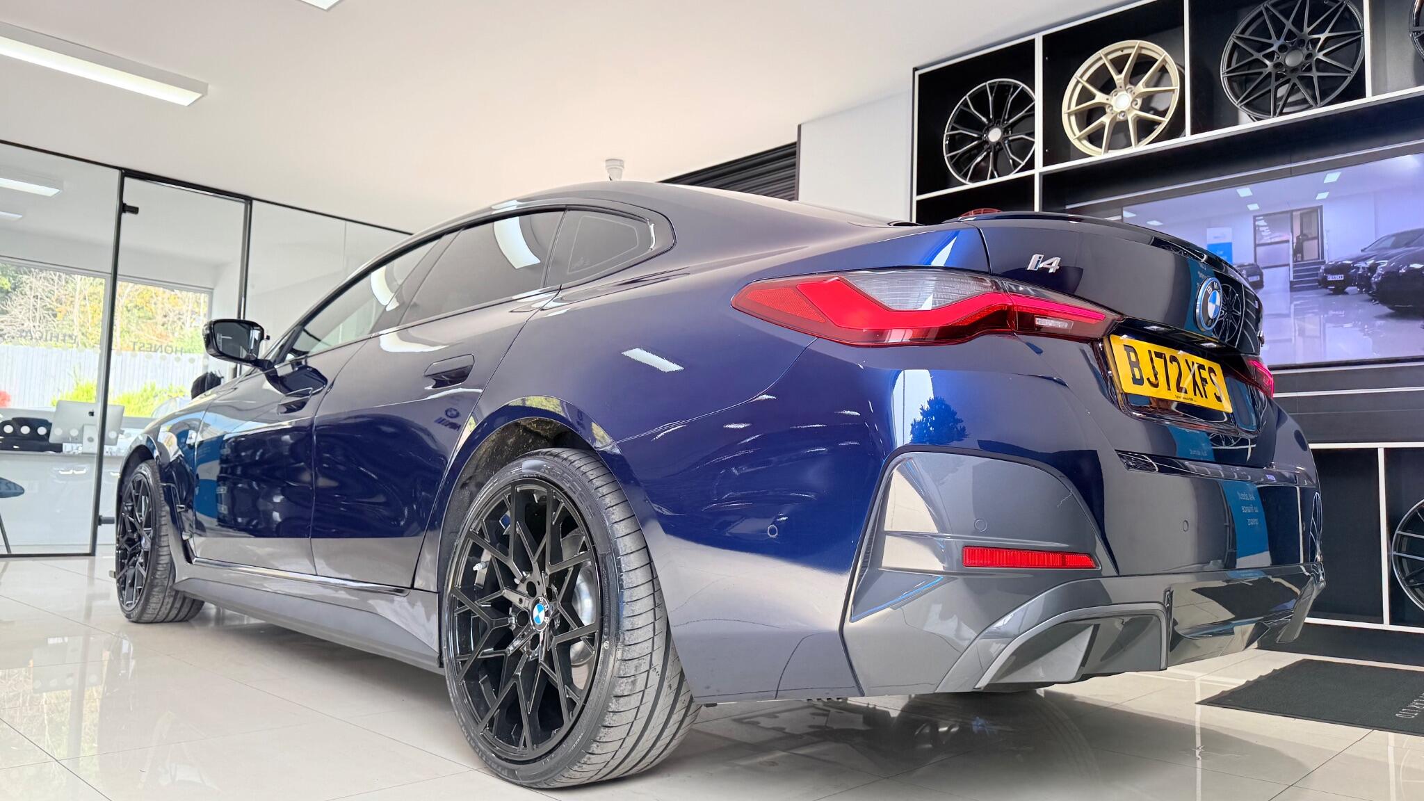 BMW I4 view 42