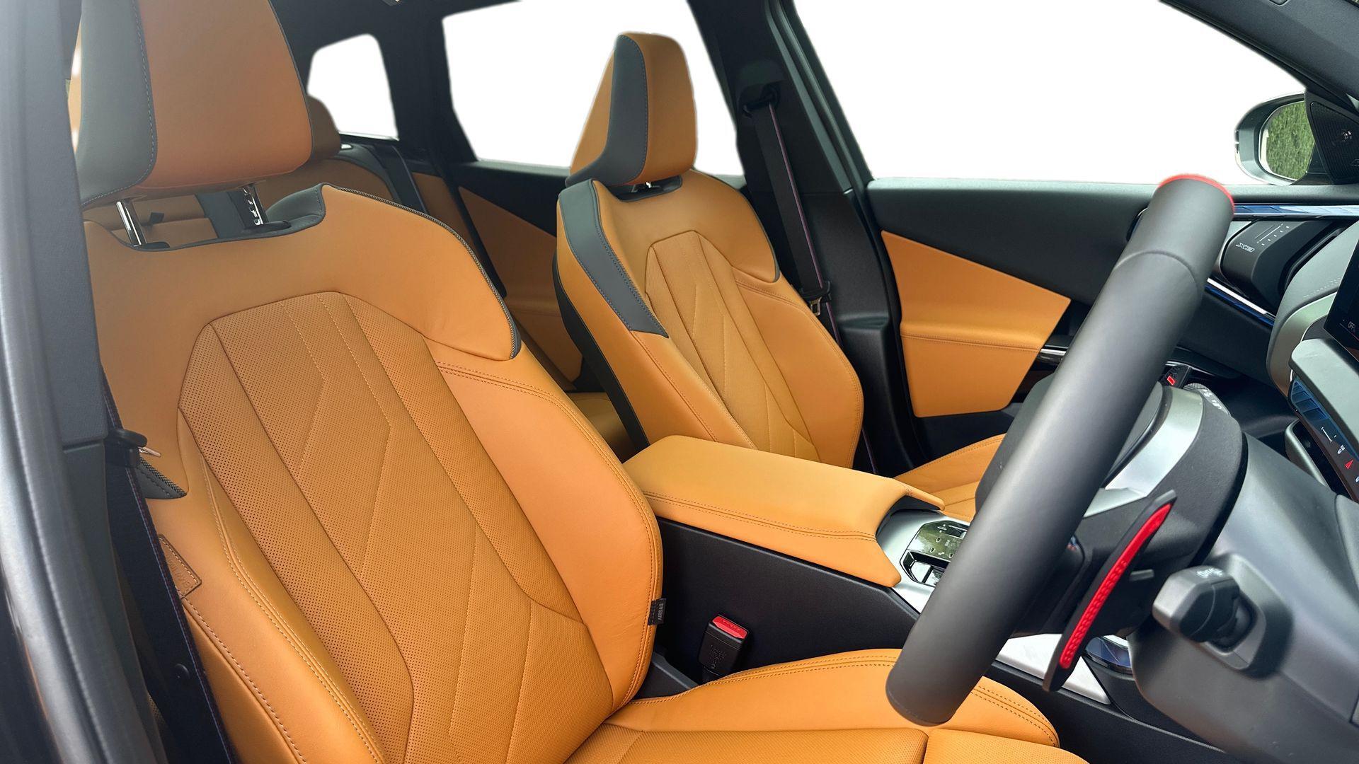 BMW X3 view 11