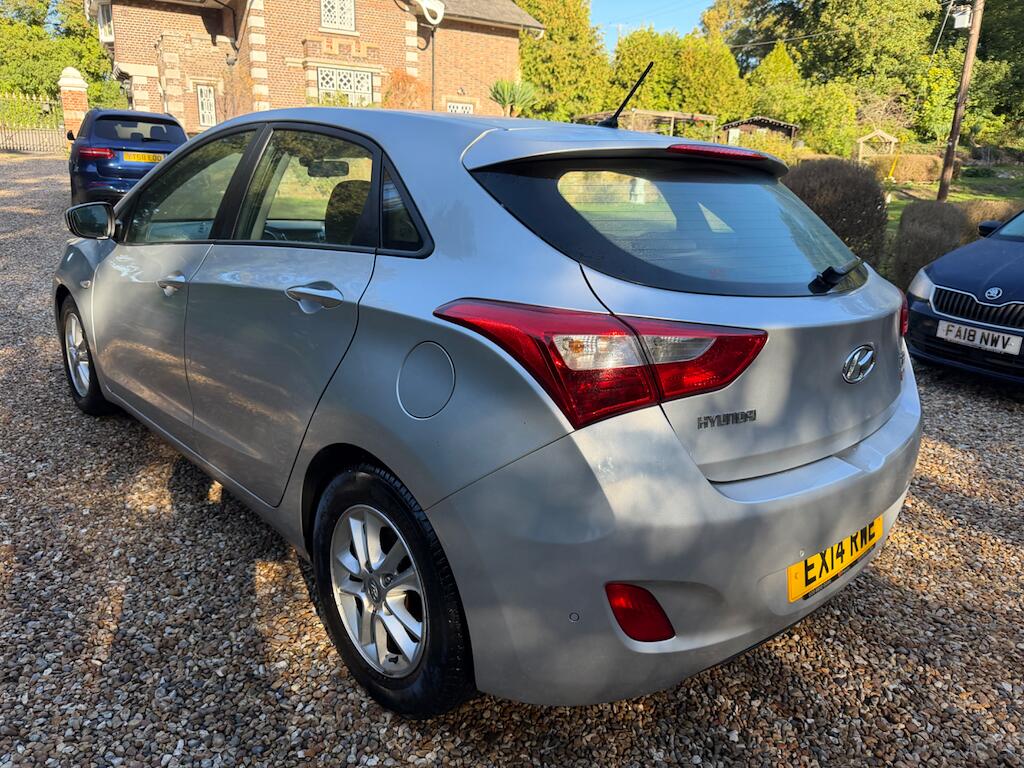 Hyundai I30 view 2