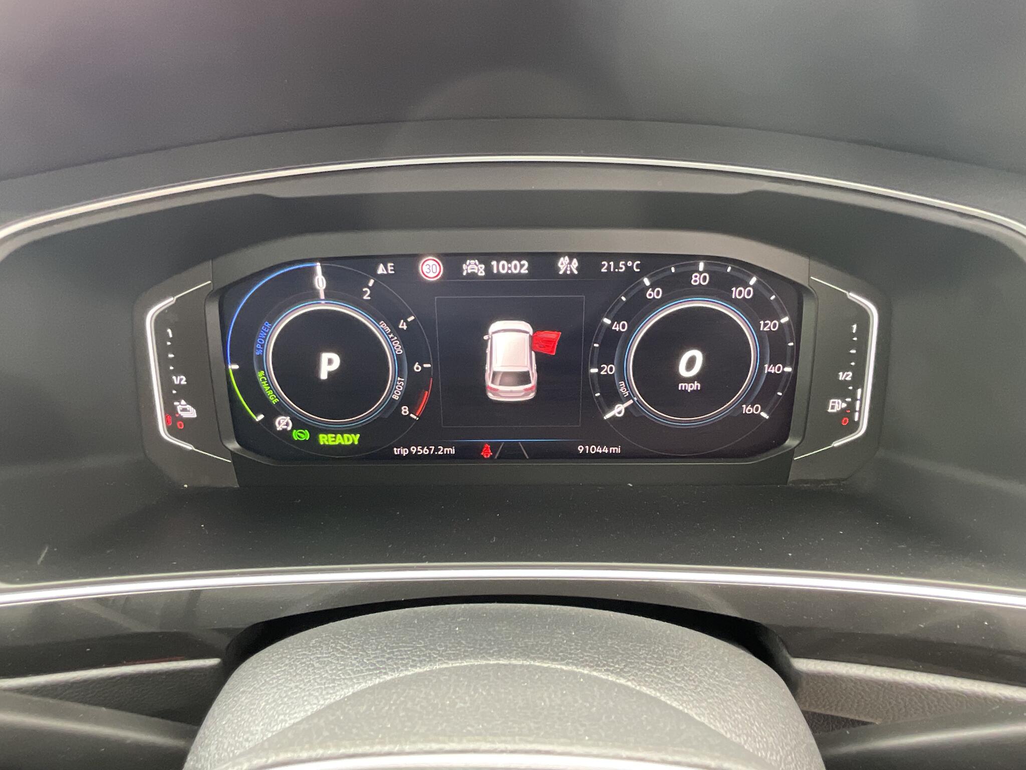 Volkswagen Tiguan view 21