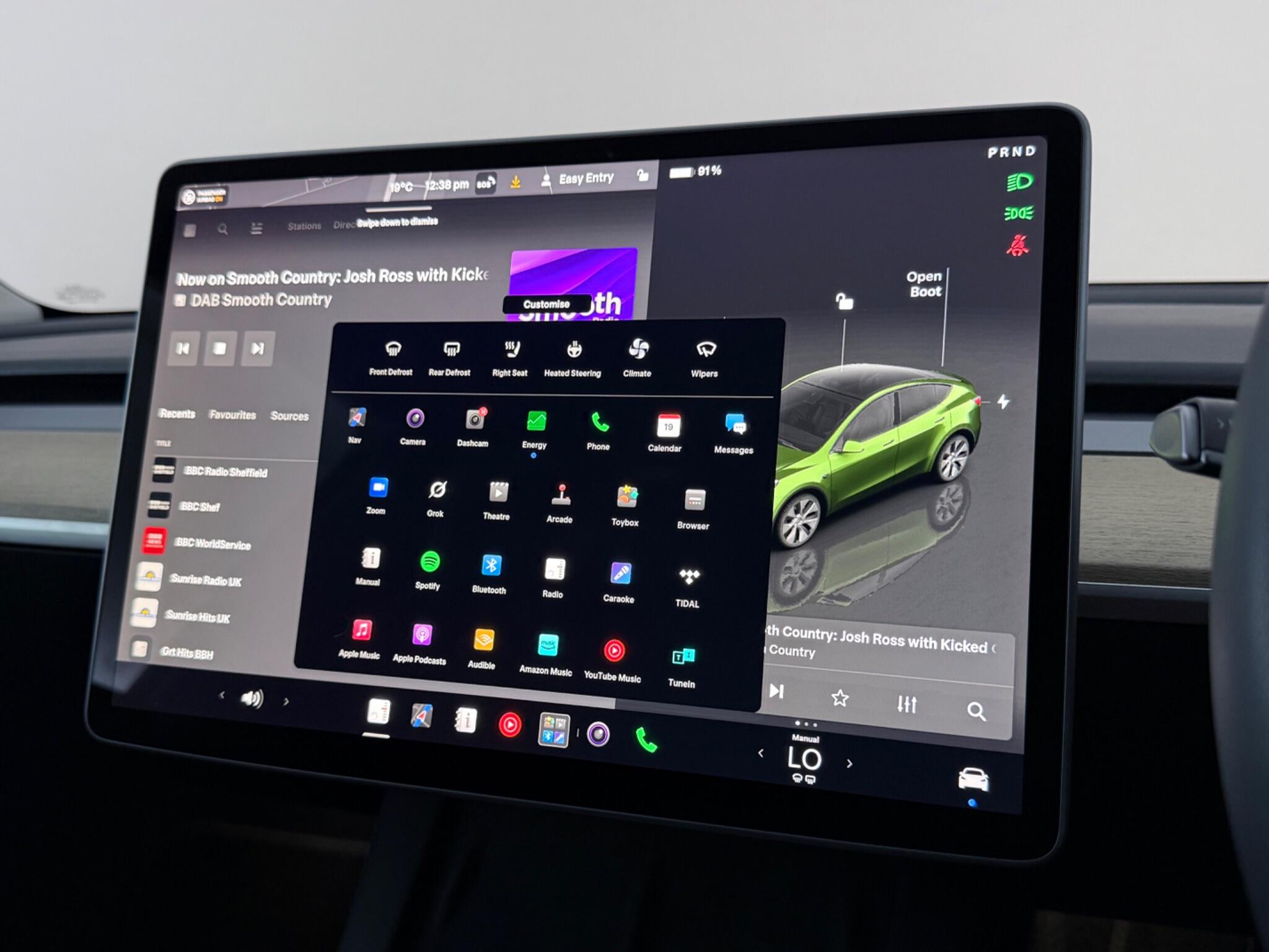 Tesla Model Y view 26