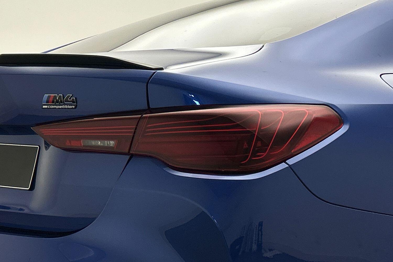BMW M4 view 19