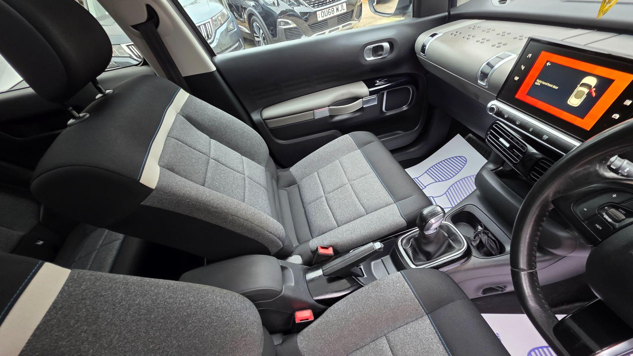 Citroen C4 Cactus view 33