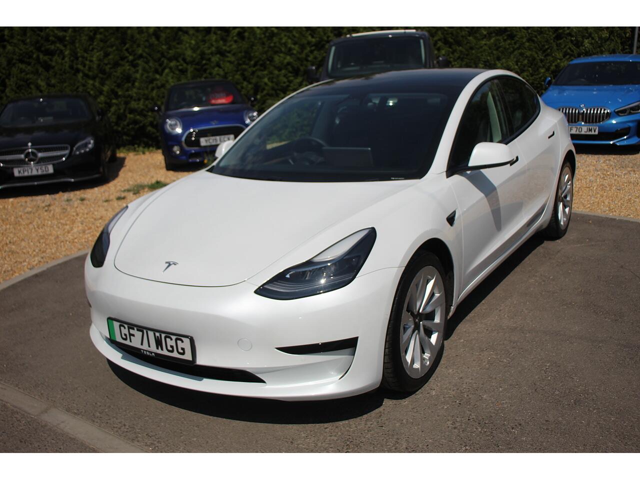 Tesla Model 3 view 5