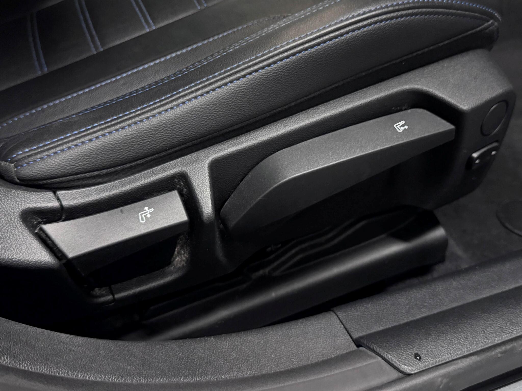 BMW 4 Series Gran Coupe view 17