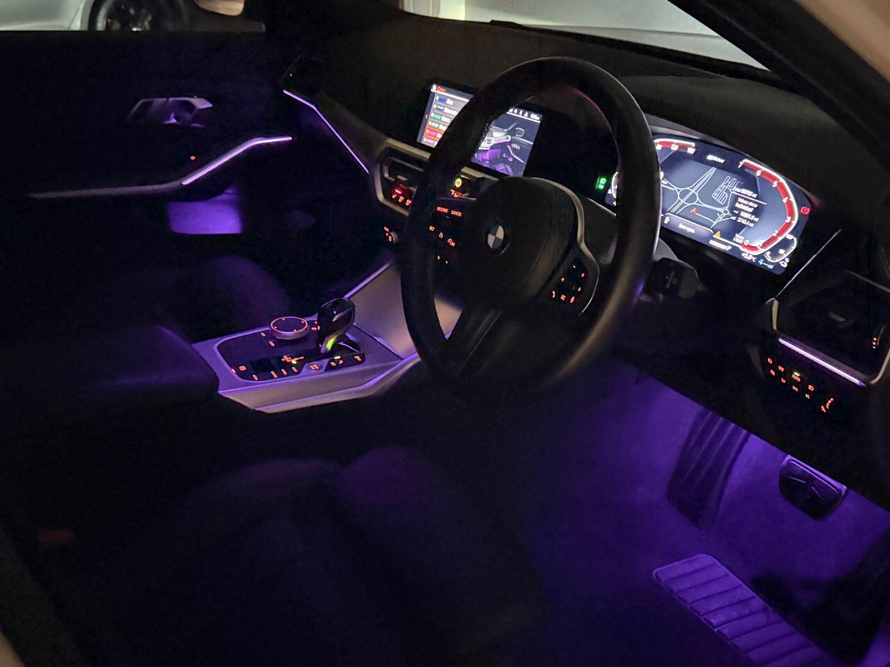 BMW 3 Series view 23