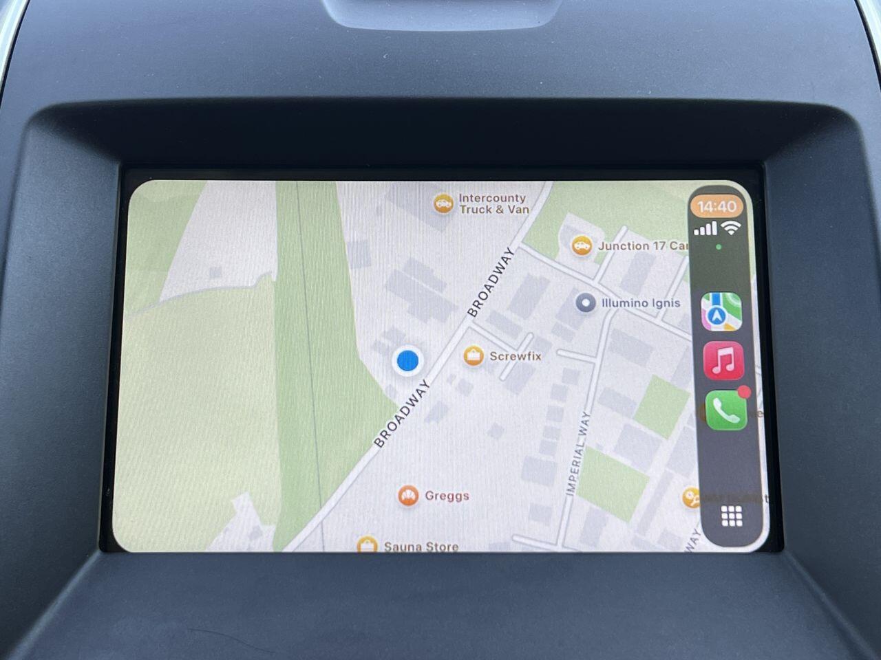 Ford Edge view 57