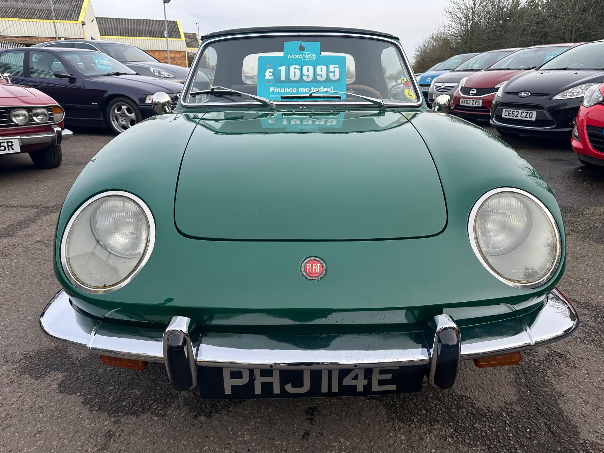 Fiat 850 view 11