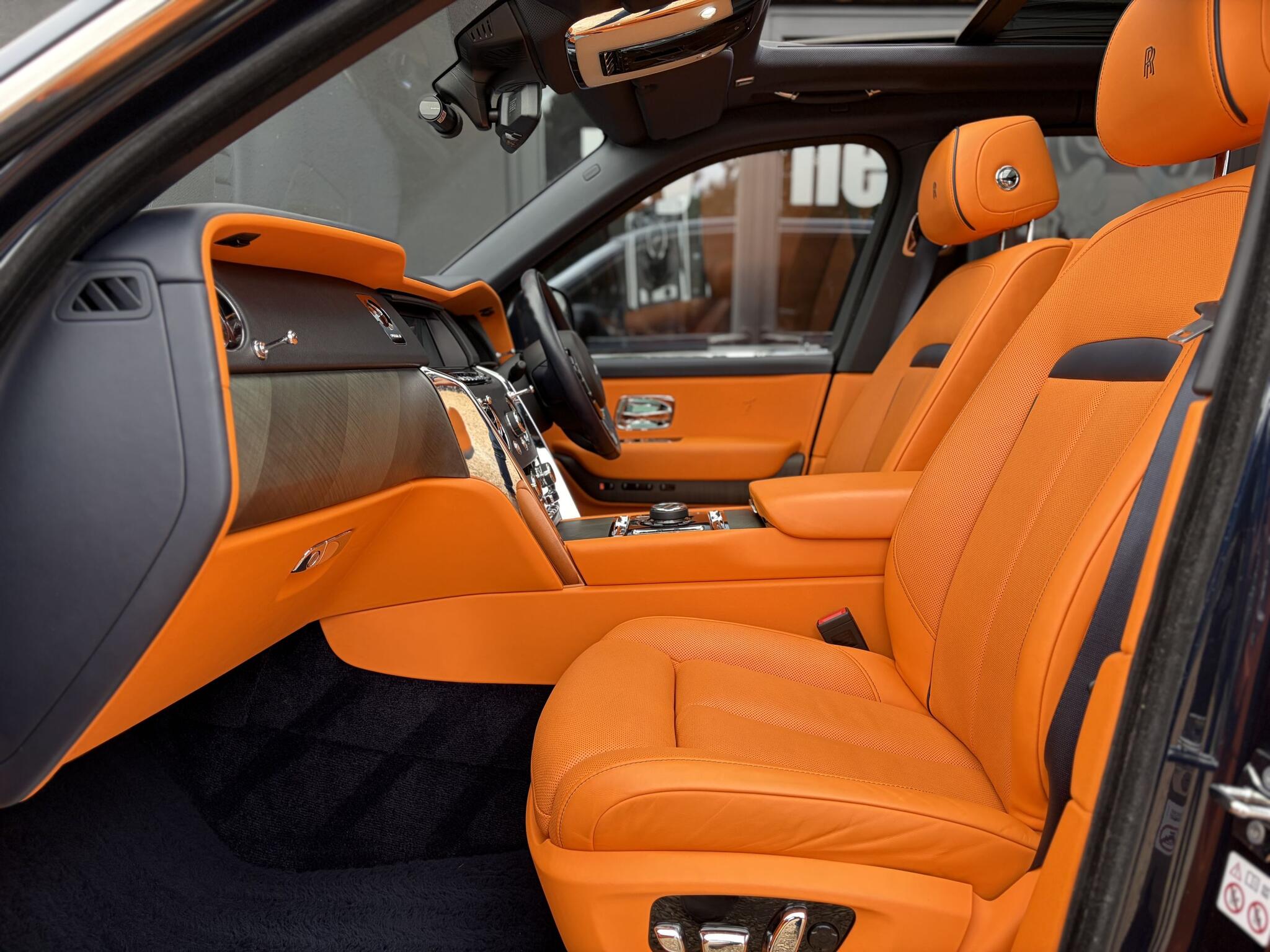 Rolls-Royce Cullinan view 21