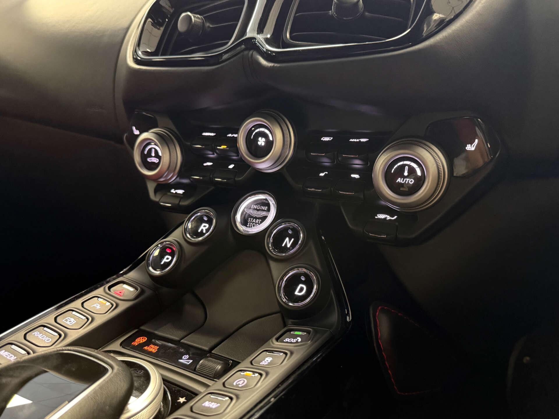 Aston Martin Vantage view 32