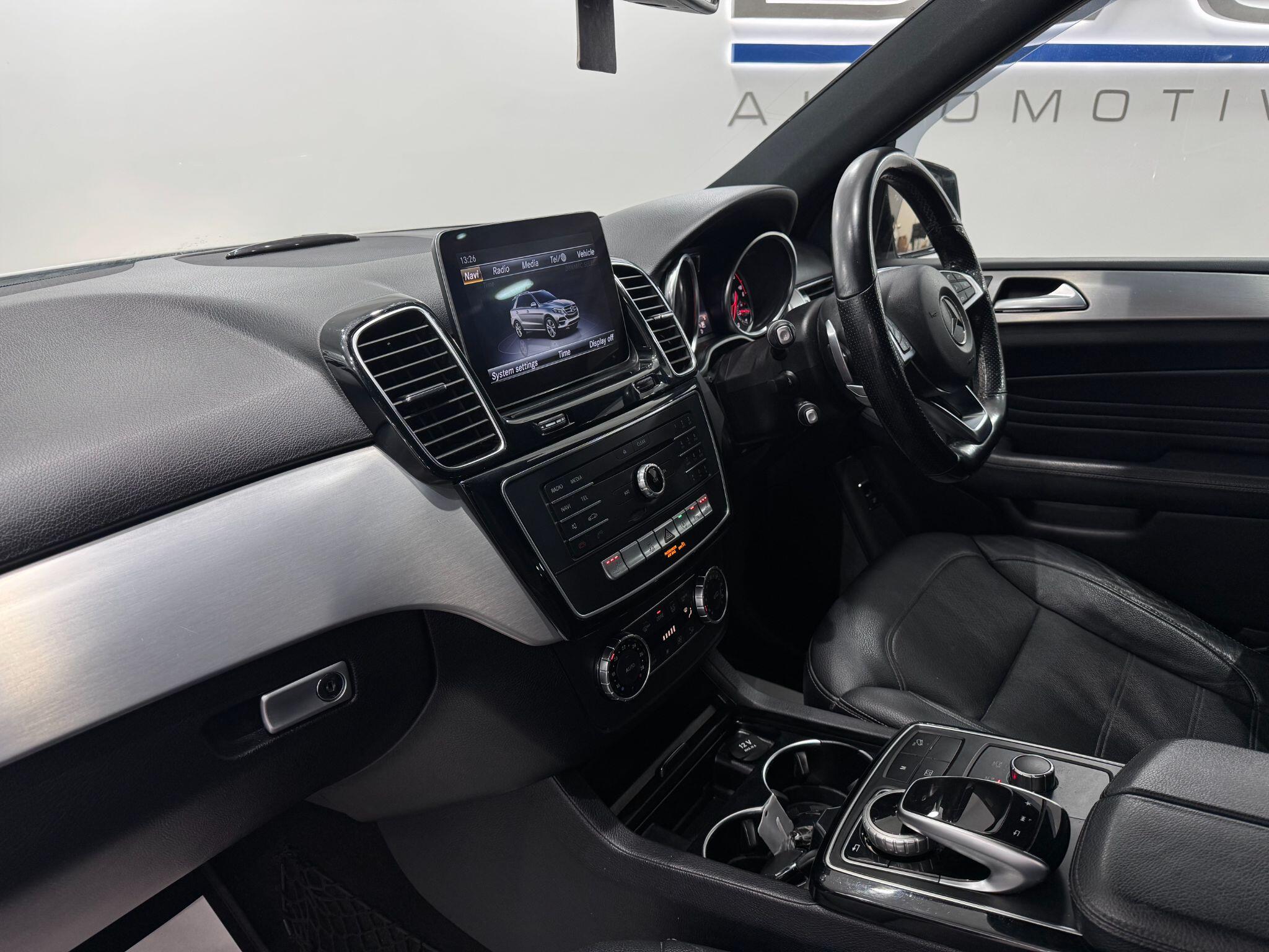 Mercedes-Benz Gle view 53