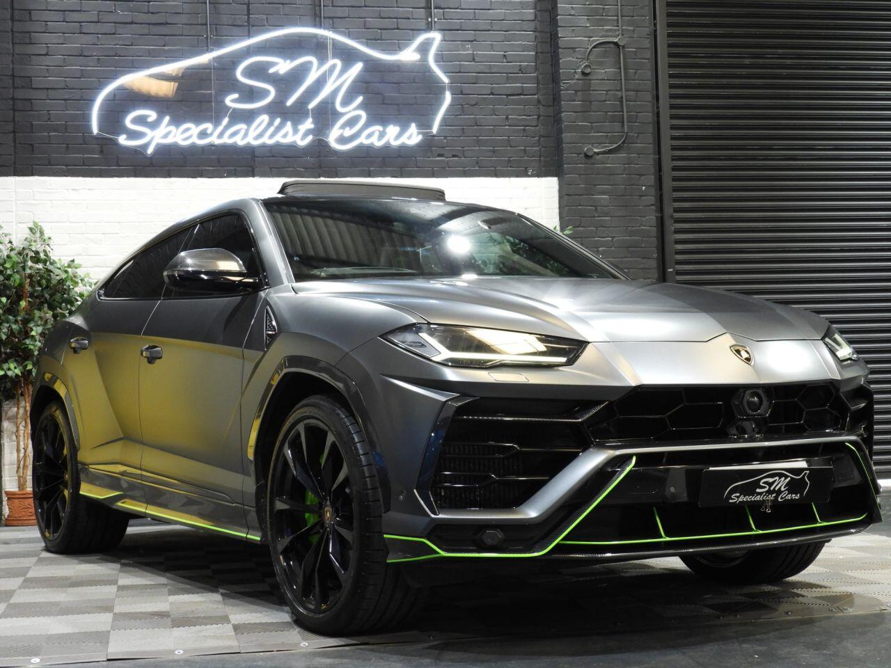 Lamborghini Urus view 39