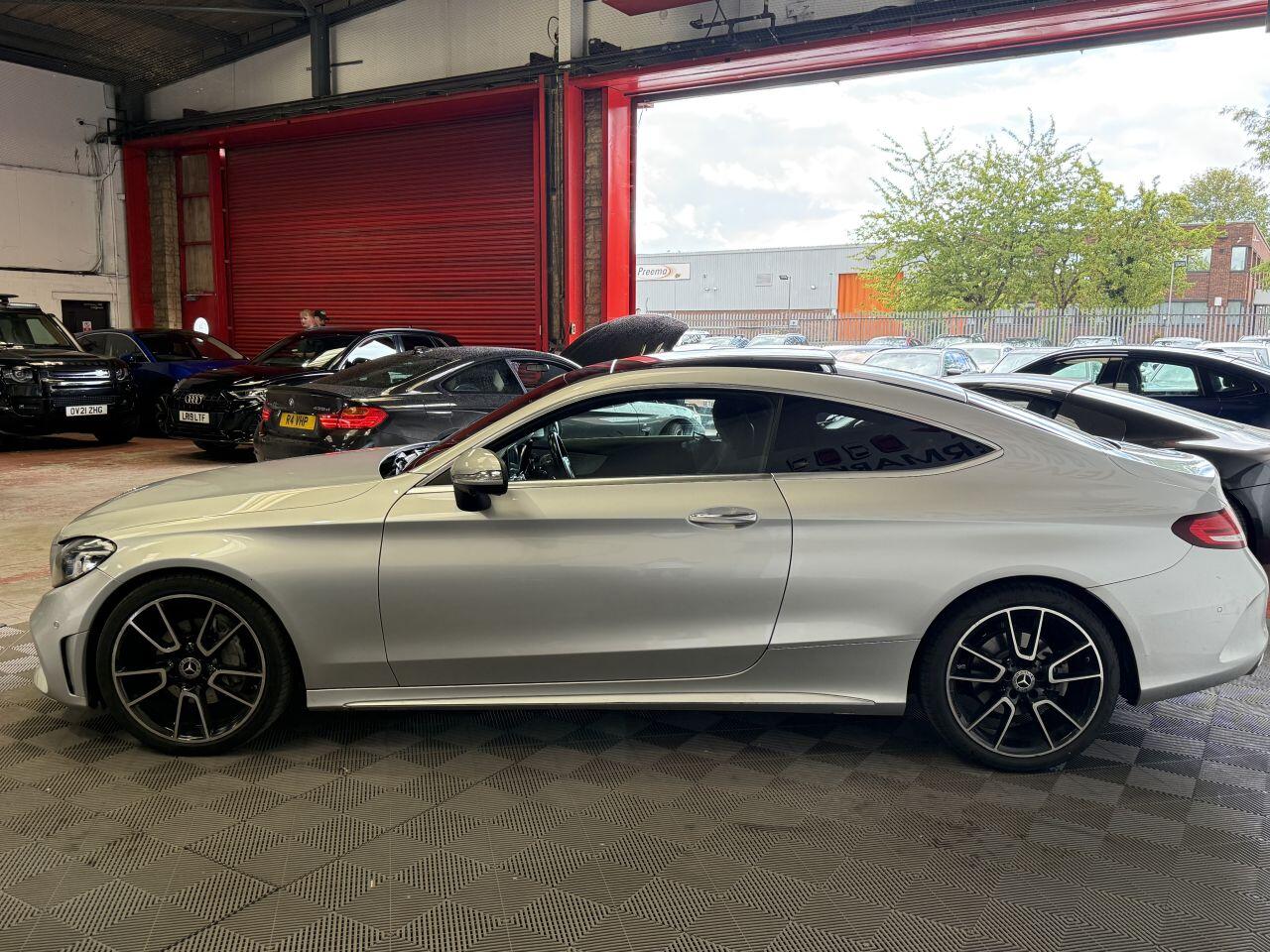 Mercedes-Benz C Class view 6