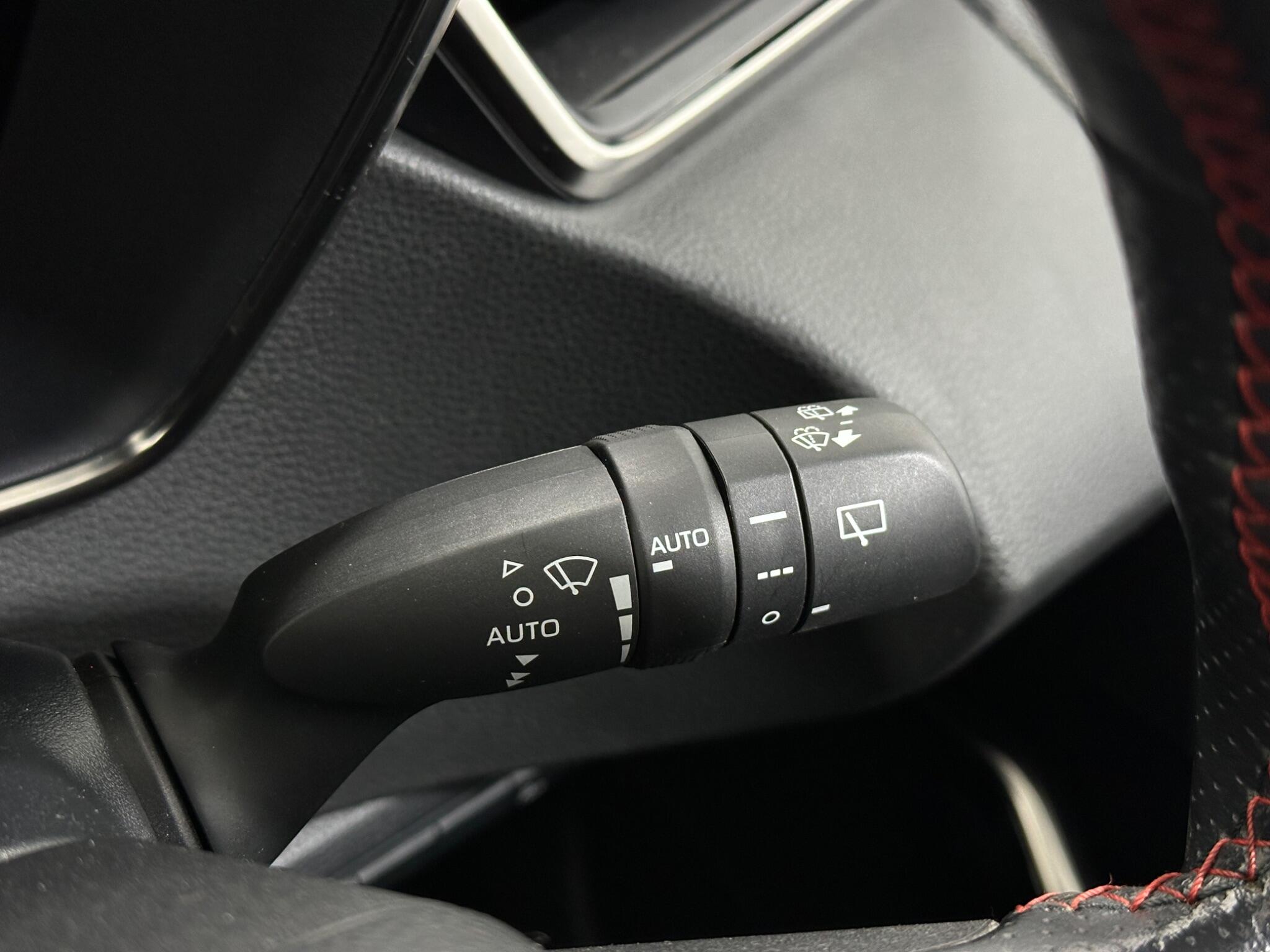 Toyota Corolla view 17