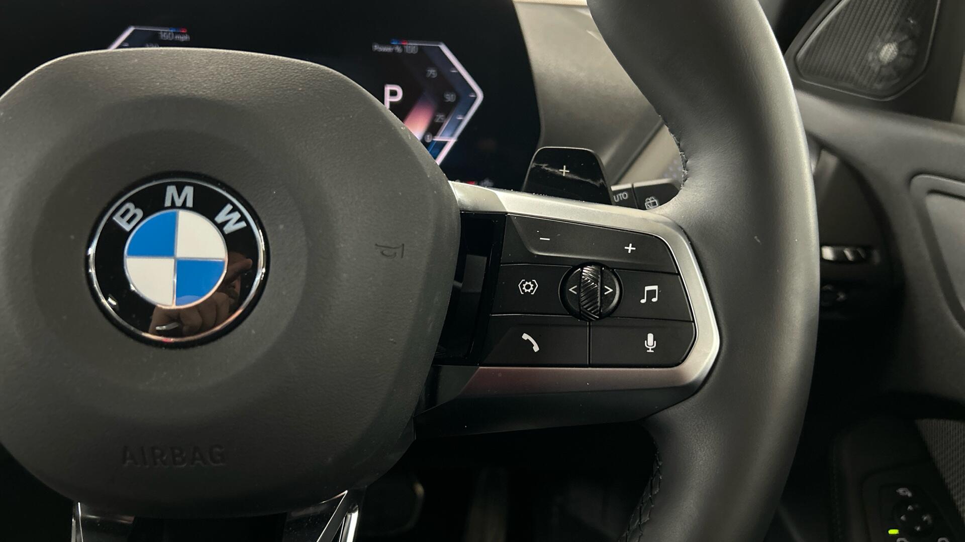 BMW 1 Series view 18