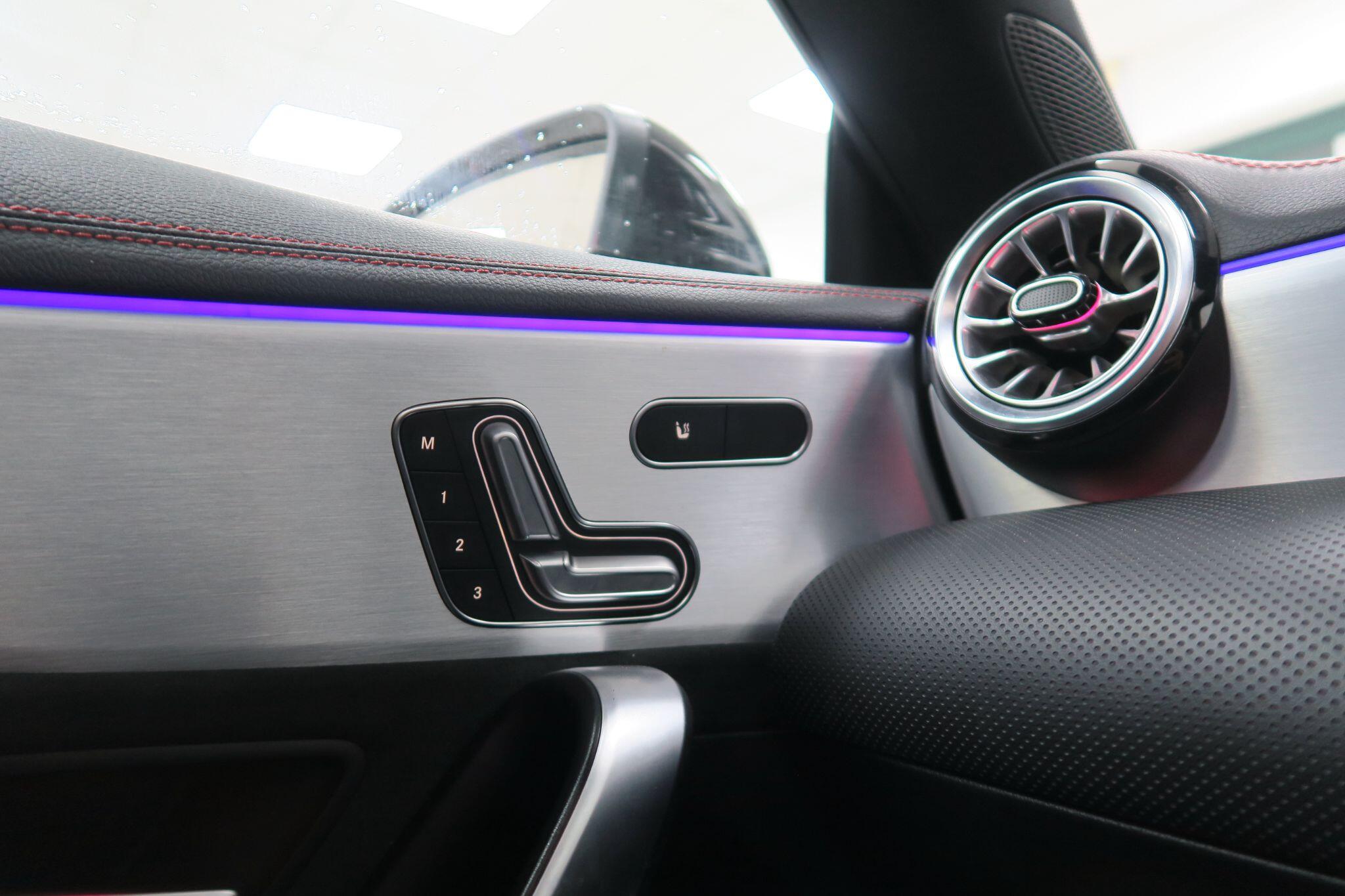 Mercedes-Benz Cla view 16