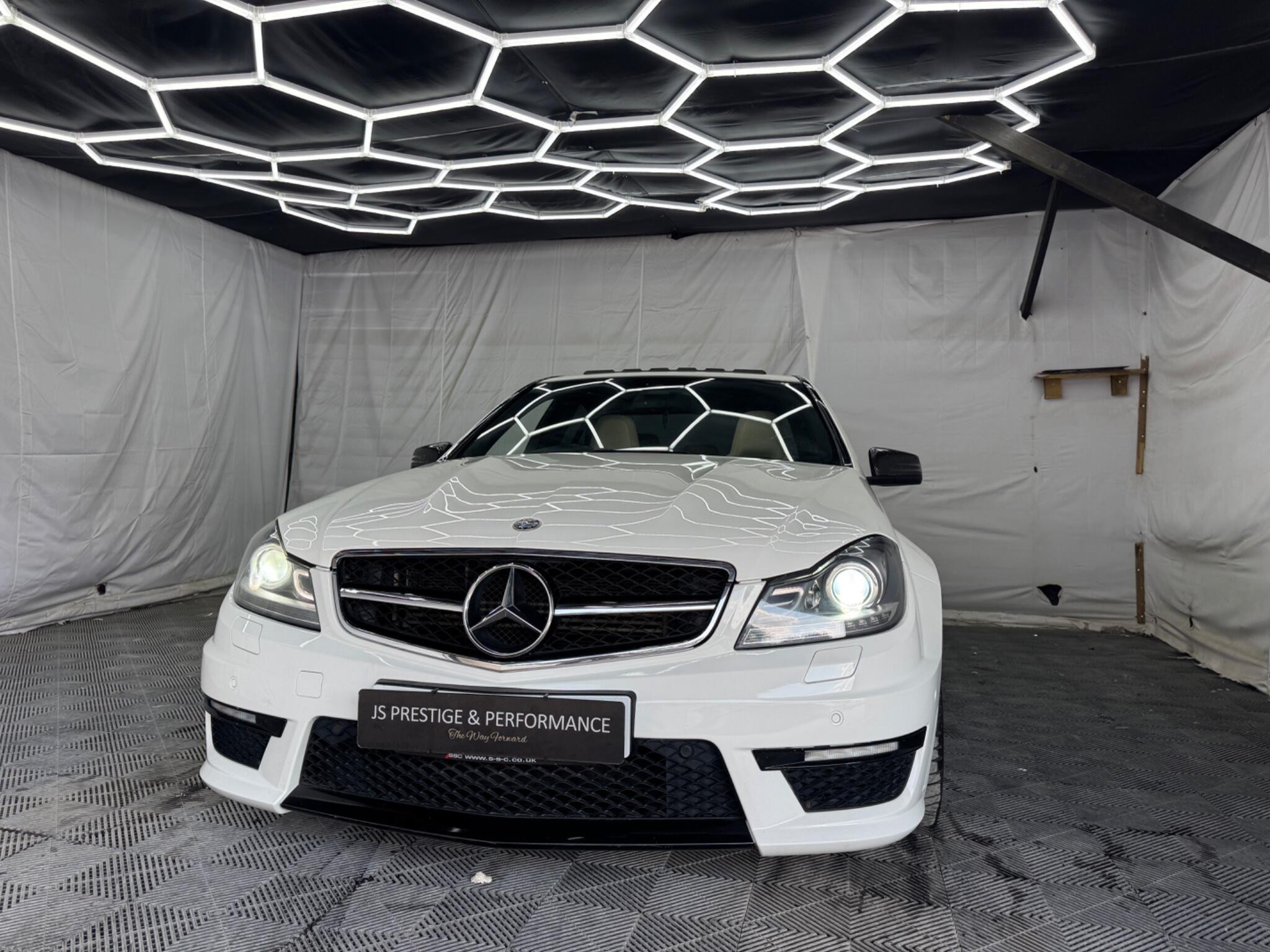 Mercedes-Benz C Class view 7