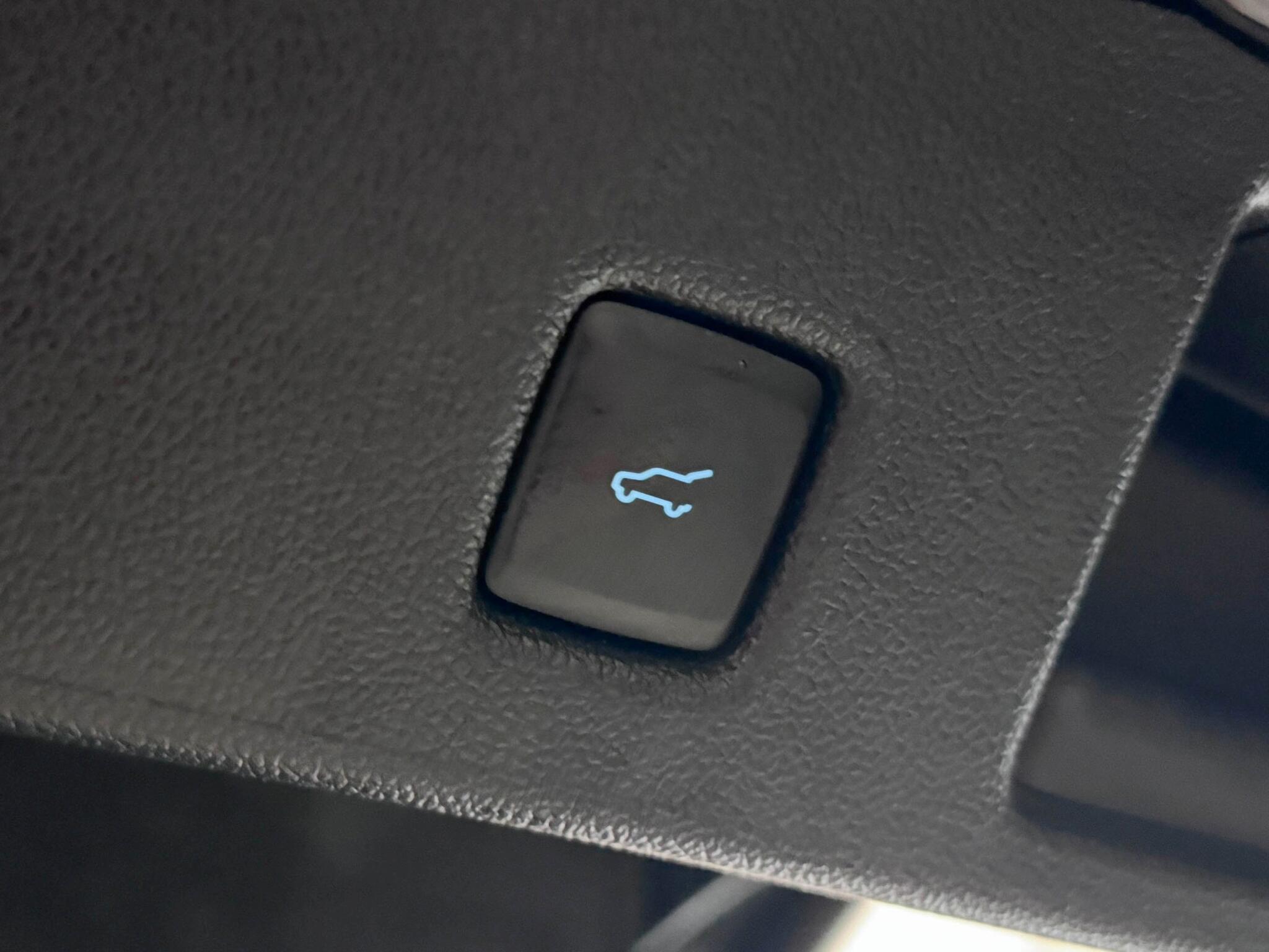 Ford Kuga view 8