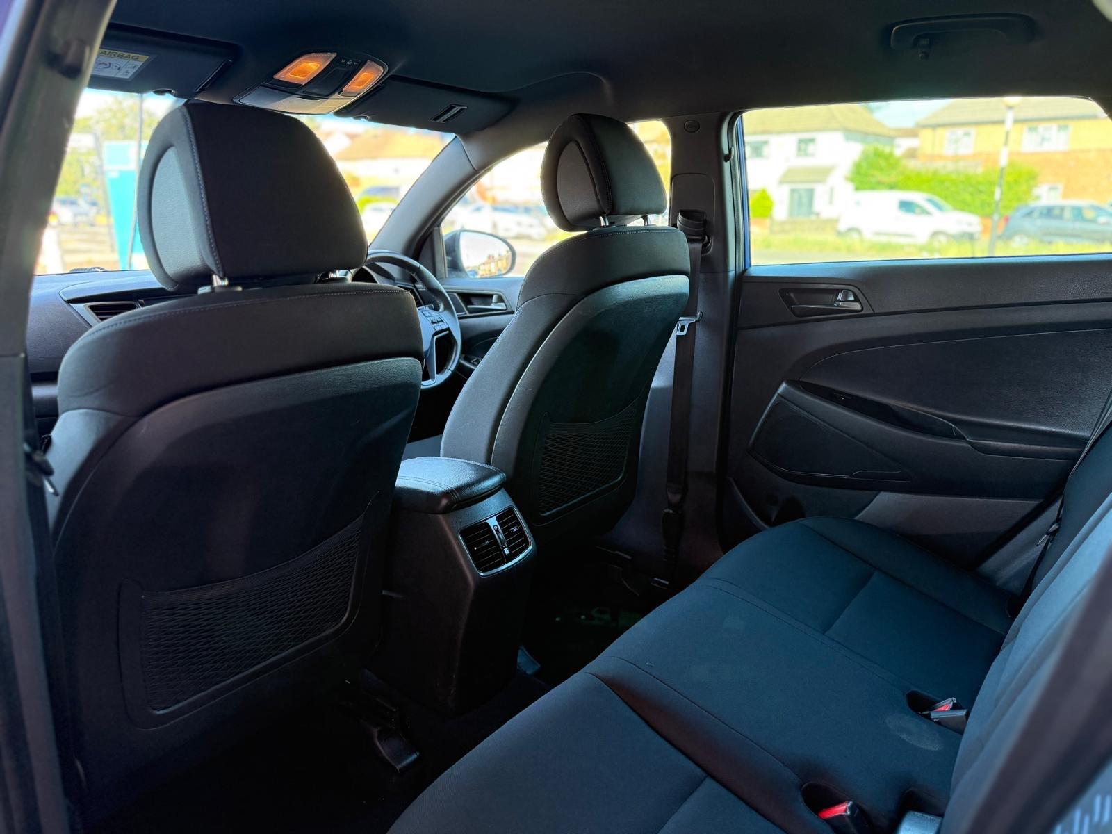 Hyundai Tucson view 38
