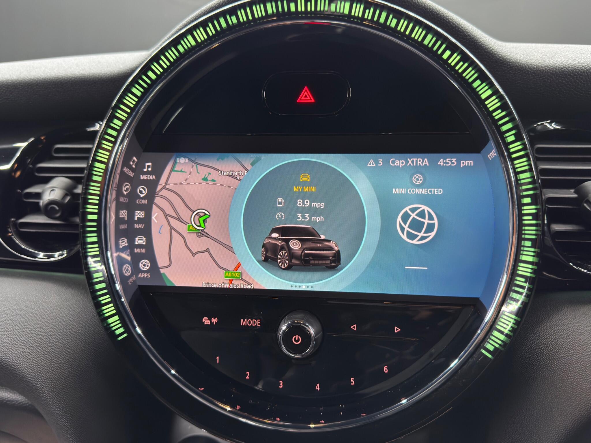 MINI Hatch view 31