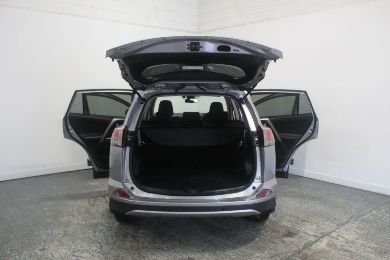 Toyota Rav4 view 23