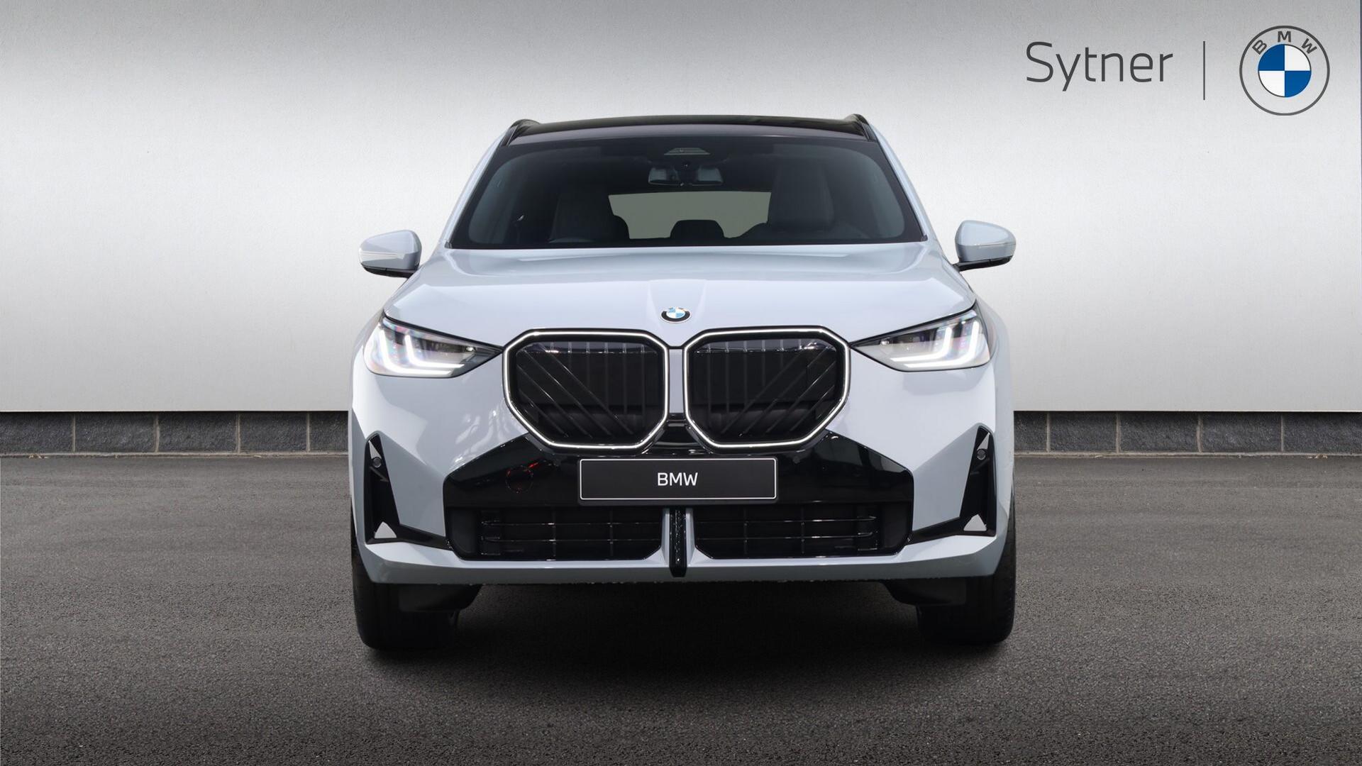 BMW X3 view 16